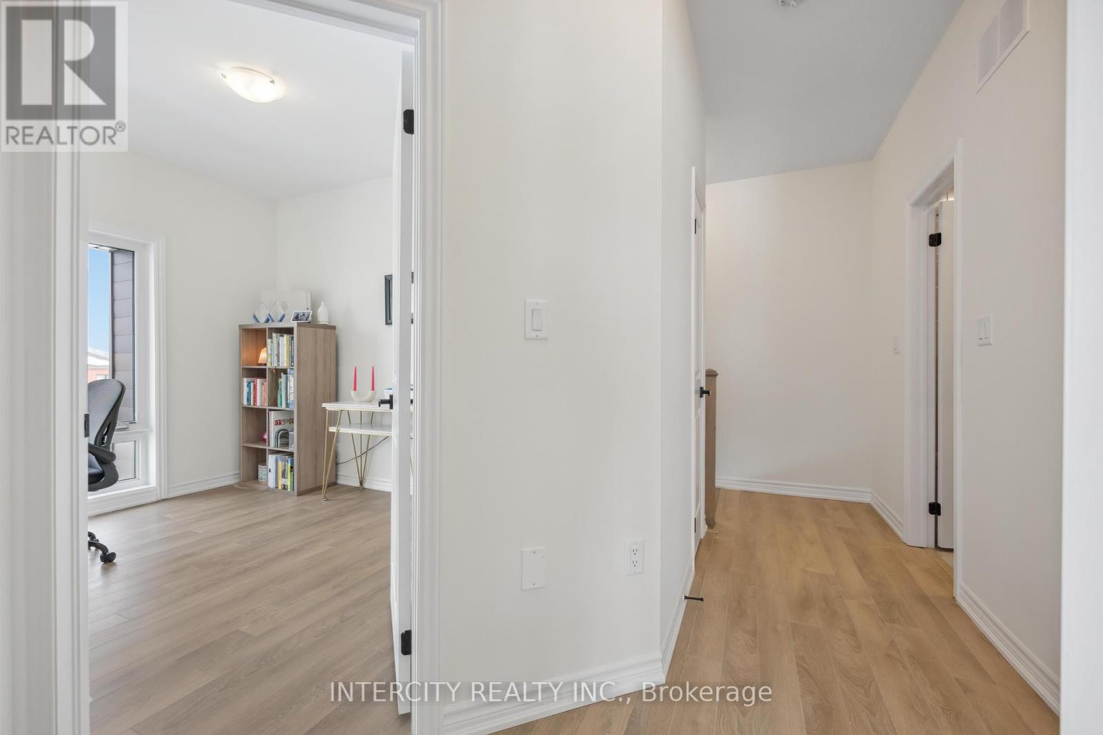 43 Griffith Street, Aurora, Ontario  L4G 4A6 - Photo 18 - N11996763