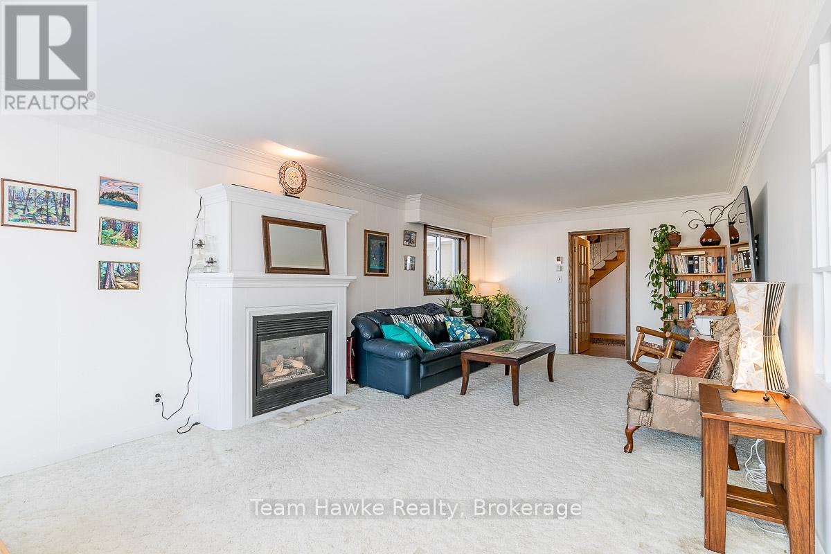 25 Robert Street W, Penetanguishene, Ontario  L9M 1N5 - Photo 13 - S12001341