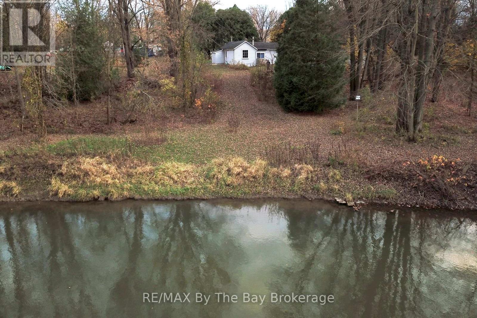 13 Innisfree Drive, Springwater, Ontario  L0L 2K0 - Photo 11 - S12001355