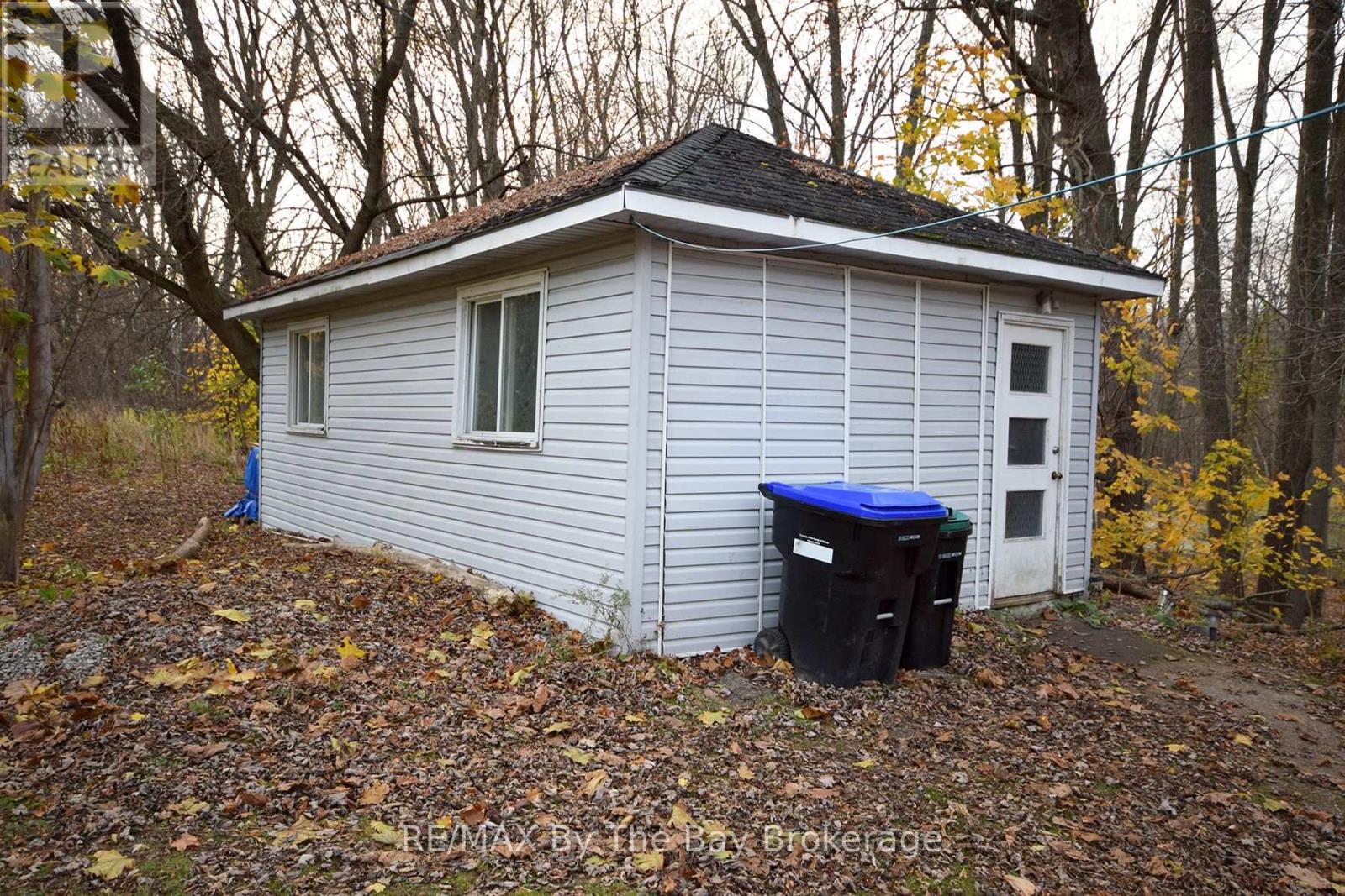 13 Innisfree Drive, Springwater, Ontario  L0L 2K0 - Photo 13 - S12001355