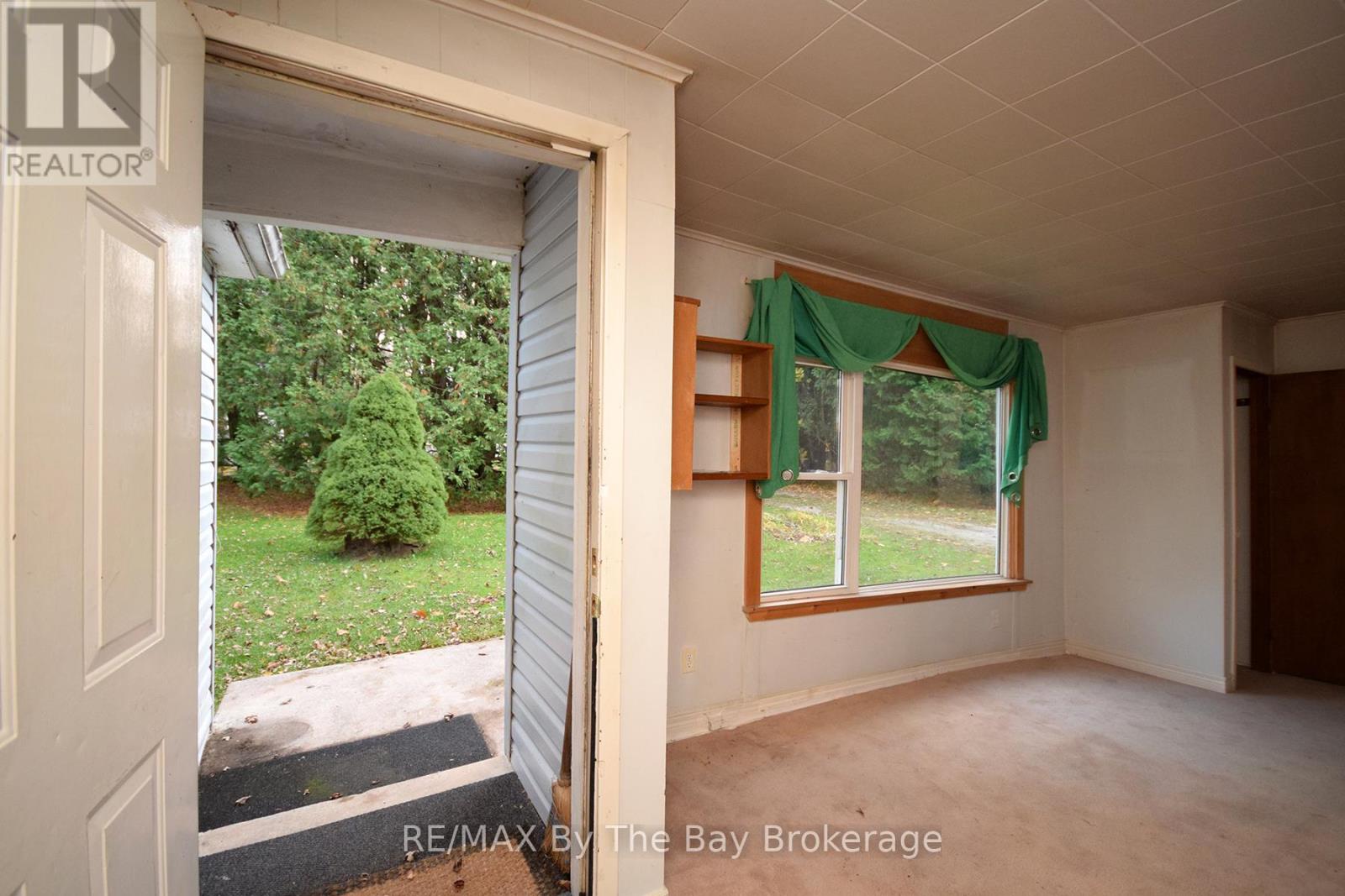 13 Innisfree Drive, Springwater, Ontario  L0L 2K0 - Photo 25 - S12001355