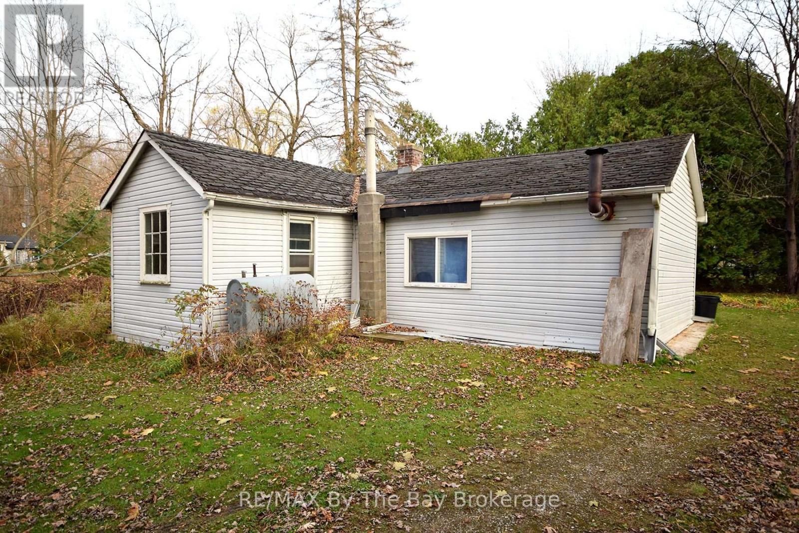 13 Innisfree Drive, Springwater, Ontario  L0L 2K0 - Photo 6 - S12001355