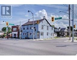 906 KING Street E, Cambridge, Ontario