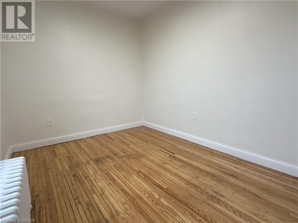 7-11 Sheridan Street Unit# 2, Brantford, Ontario  N3T 2P7 - Photo 6 - 40703628