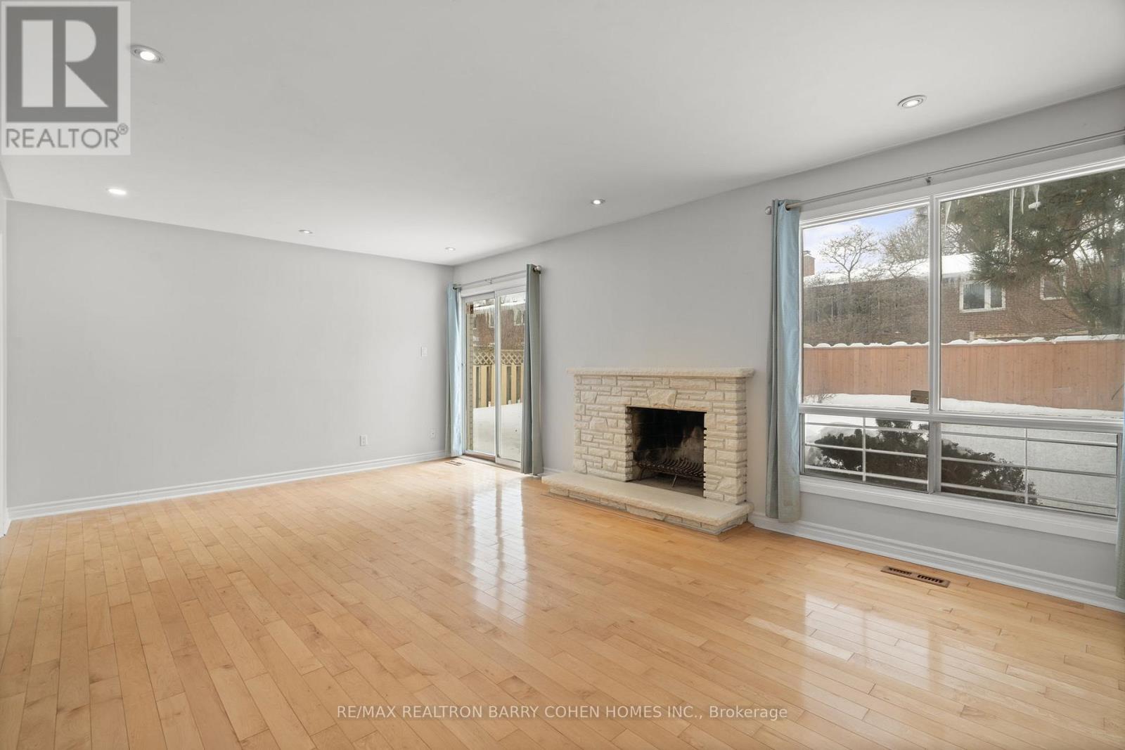 371 Woodsworth Road, Toronto, Ontario  M2L 2T8 - Photo 12 - C12001325