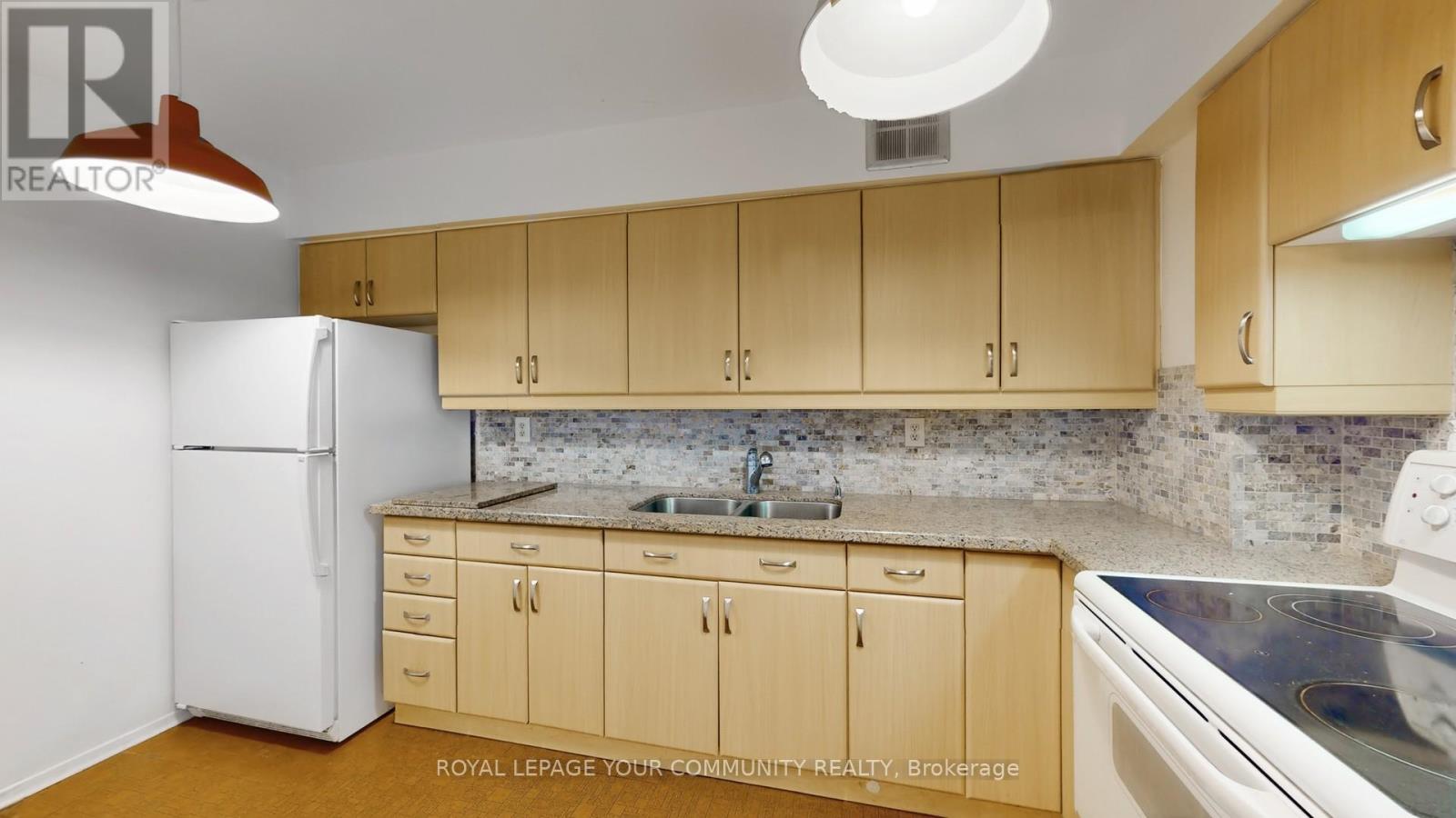 1212 - 2050 Bridletowne Circle, Toronto (L'amoreaux), Ontario  M1W 2V5 - Photo 13 - E12001339