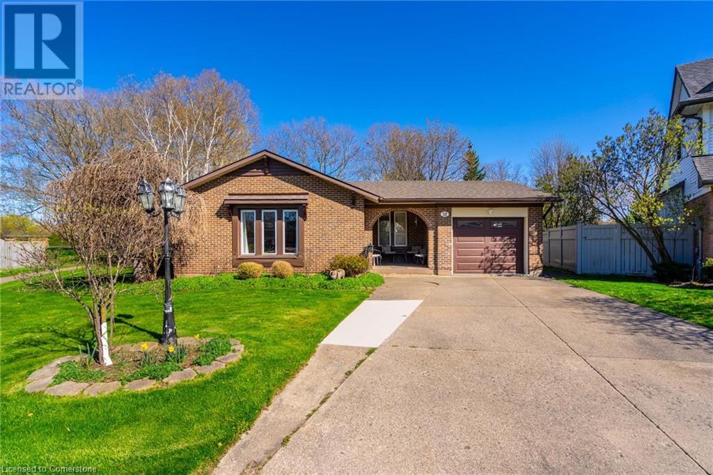 52 GREENMEADOW Court, St. Catharines, Ontario