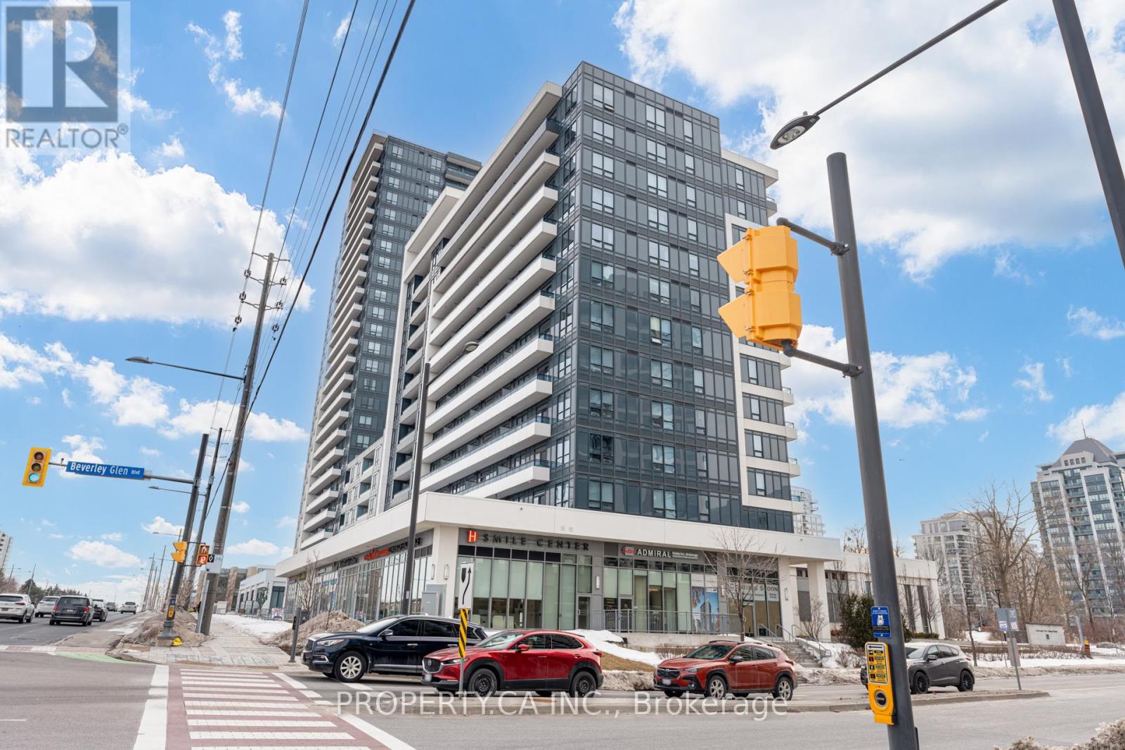 Property at 229 - 7900 BATHURST STREET image 1