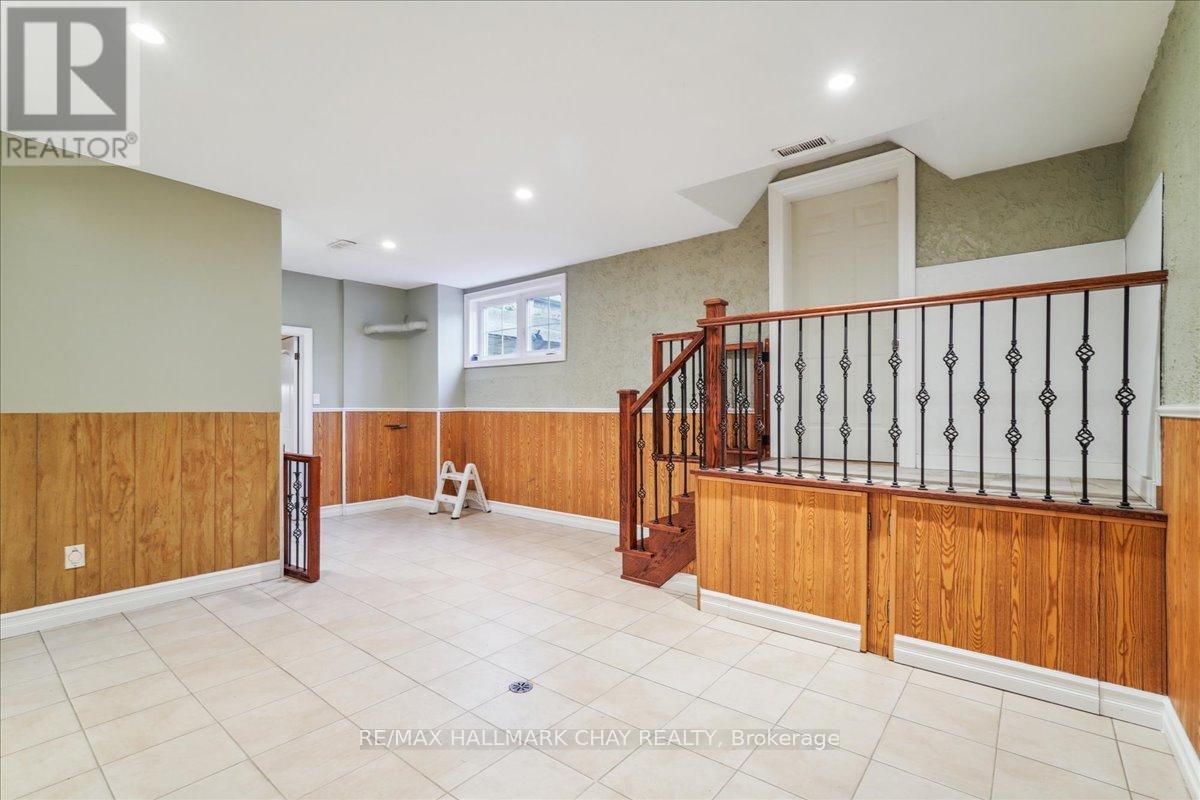21940 Mccowan Road, East Gwillimbury, Ontario  L0G 1M0 - Photo 38 - N12001441