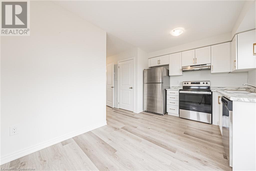 9b Bingham Road, Hamilton, Ontario  L8H 0B5 - Photo 12 - 40702151