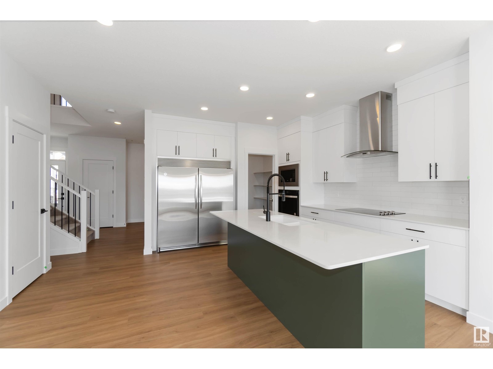 Property at 17807 73 ST NW image 5
