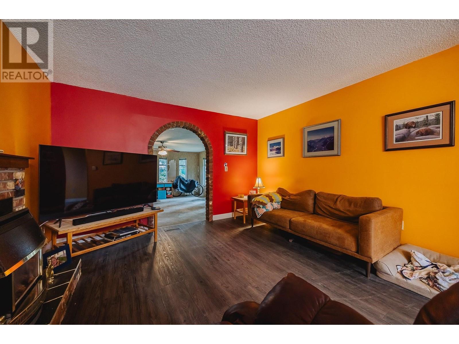 12142 Dover Street, Maple Ridge, British Columbia  V2X 7X8 - Photo 9 - R2972862