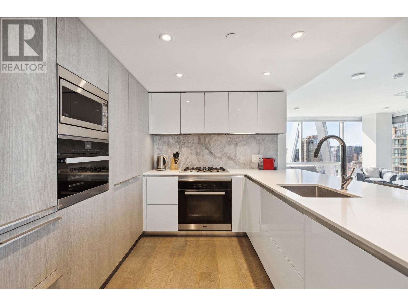 Listing Picture 13 of 40 : 1407 1111 RICHARDS STREET, Vancouver / 溫哥華 - 魯藝地產 Yvonne Lu Group - MLS Medallion Club Member