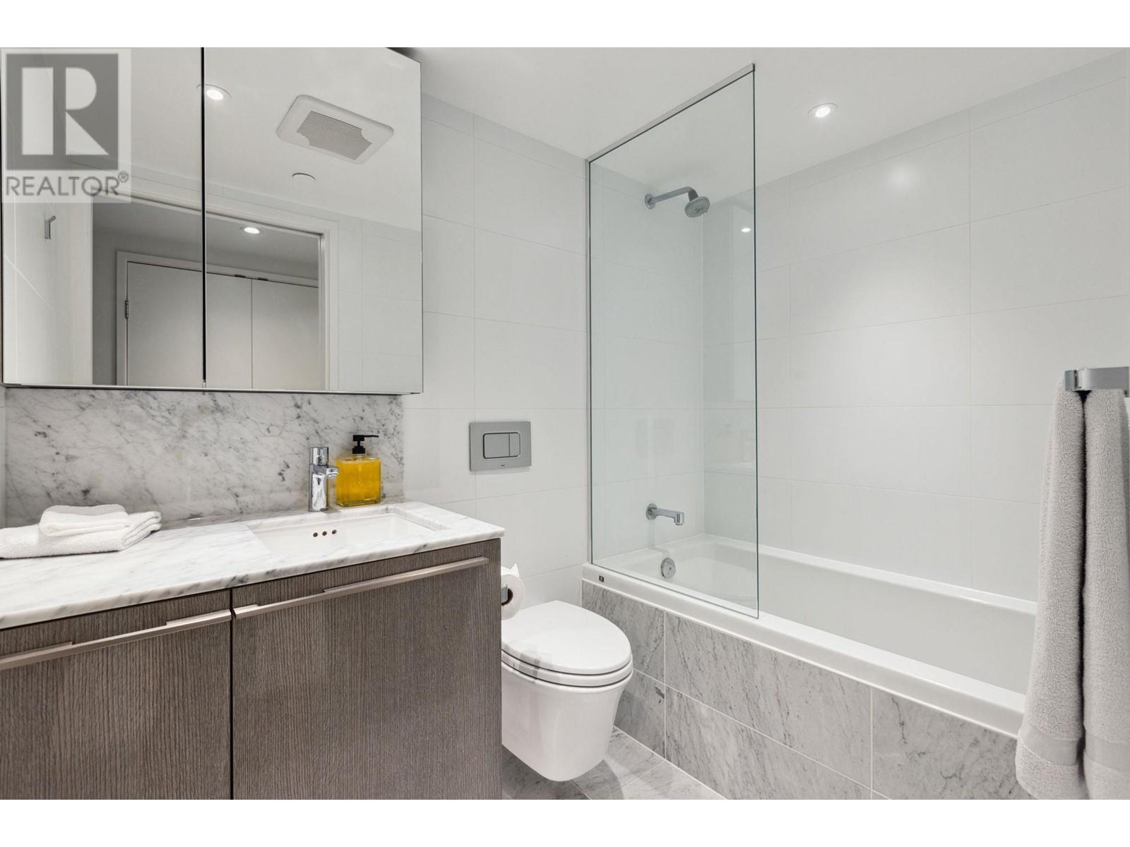 Listing Picture 24 of 40 : 1407 1111 RICHARDS STREET, Vancouver / 溫哥華 - 魯藝地產 Yvonne Lu Group - MLS Medallion Club Member