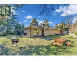 1640 11TH STREET, West Vancouver, British Columbia