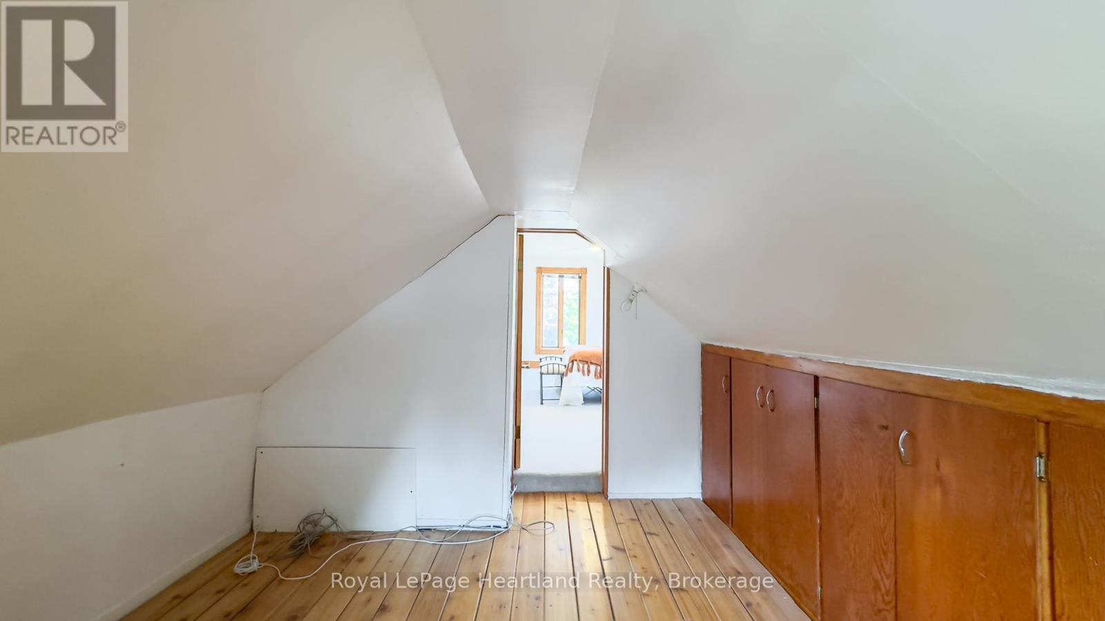 123 Elgin Avenue W, Goderich (Goderich (Town)), Ontario  N7A 2E4 - Photo 42 - X12001485