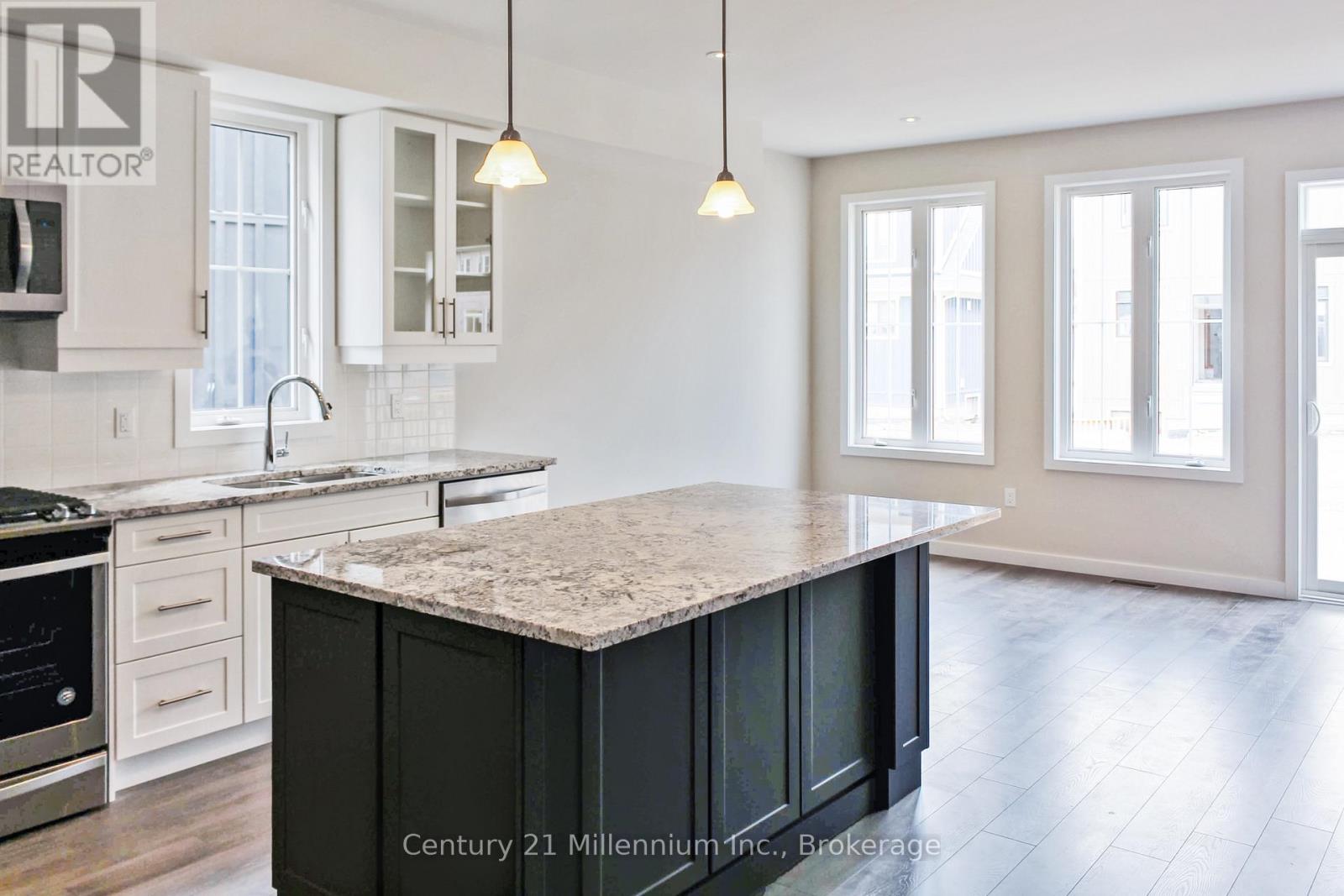 359 Yellow Birch Crescent, Blue Mountains, Ontario  L9Y 0Y5 - Photo 7 - X12001515