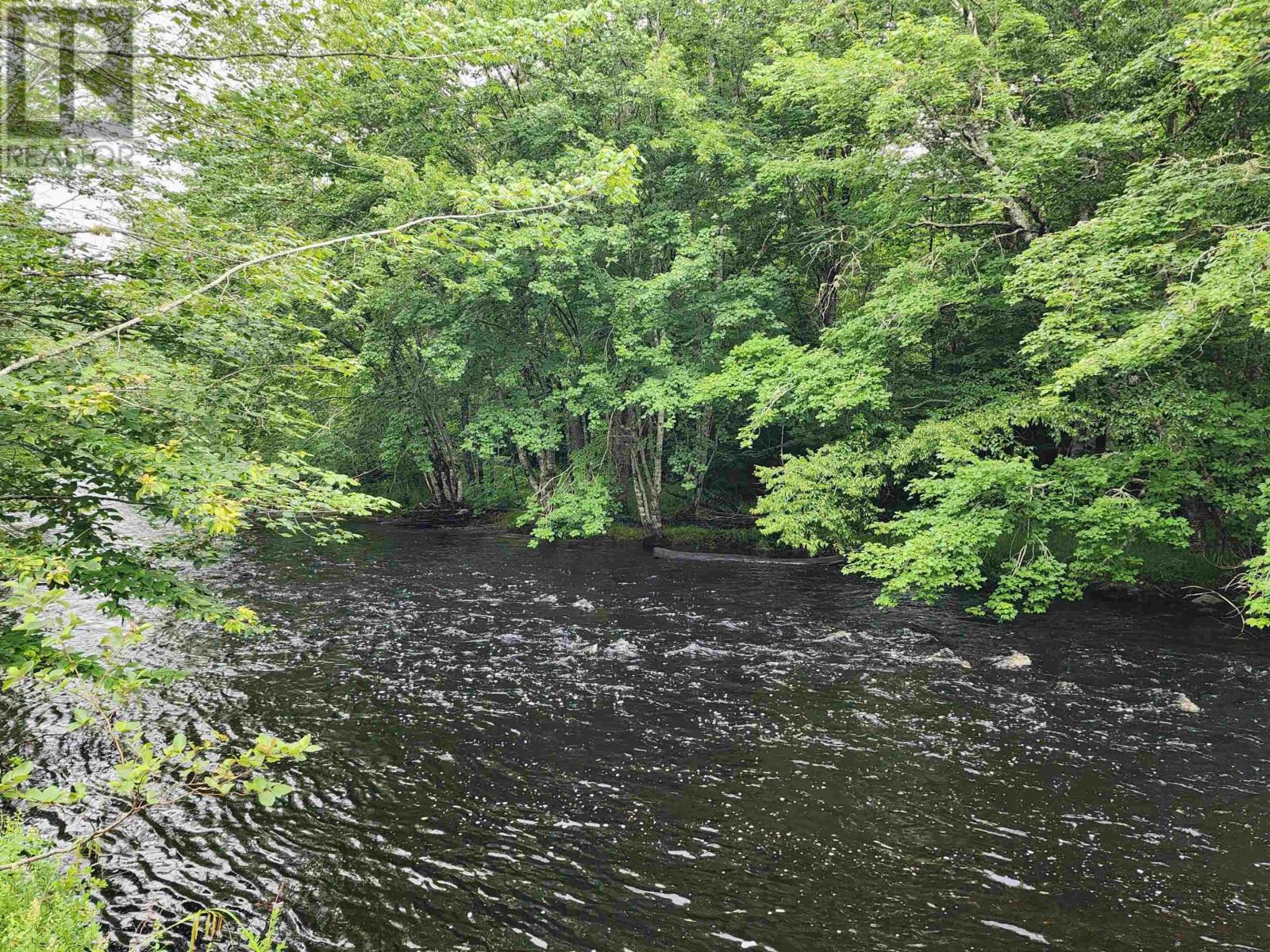 Lot Highway 101, meteghan river, Nova Scotia