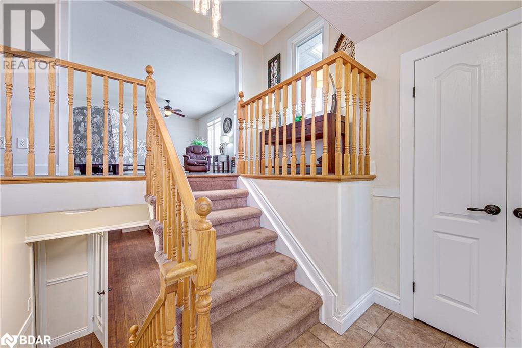 1104 Alfred Street, Innisfil, Ontario  L0L 1C0 - Photo 6 - 40703560