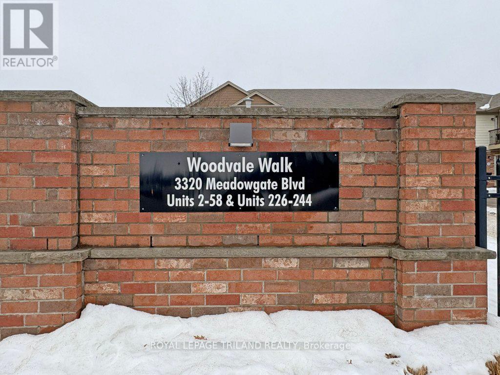 Photo 2 of 31 for 50 - 3320 Meadowgate Boulevard