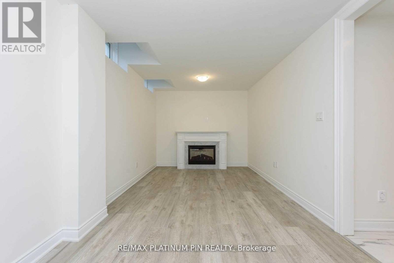 2577 Islington Avenue, Toronto, Ontario  M9V 4A2 - Photo 19 - W12001496