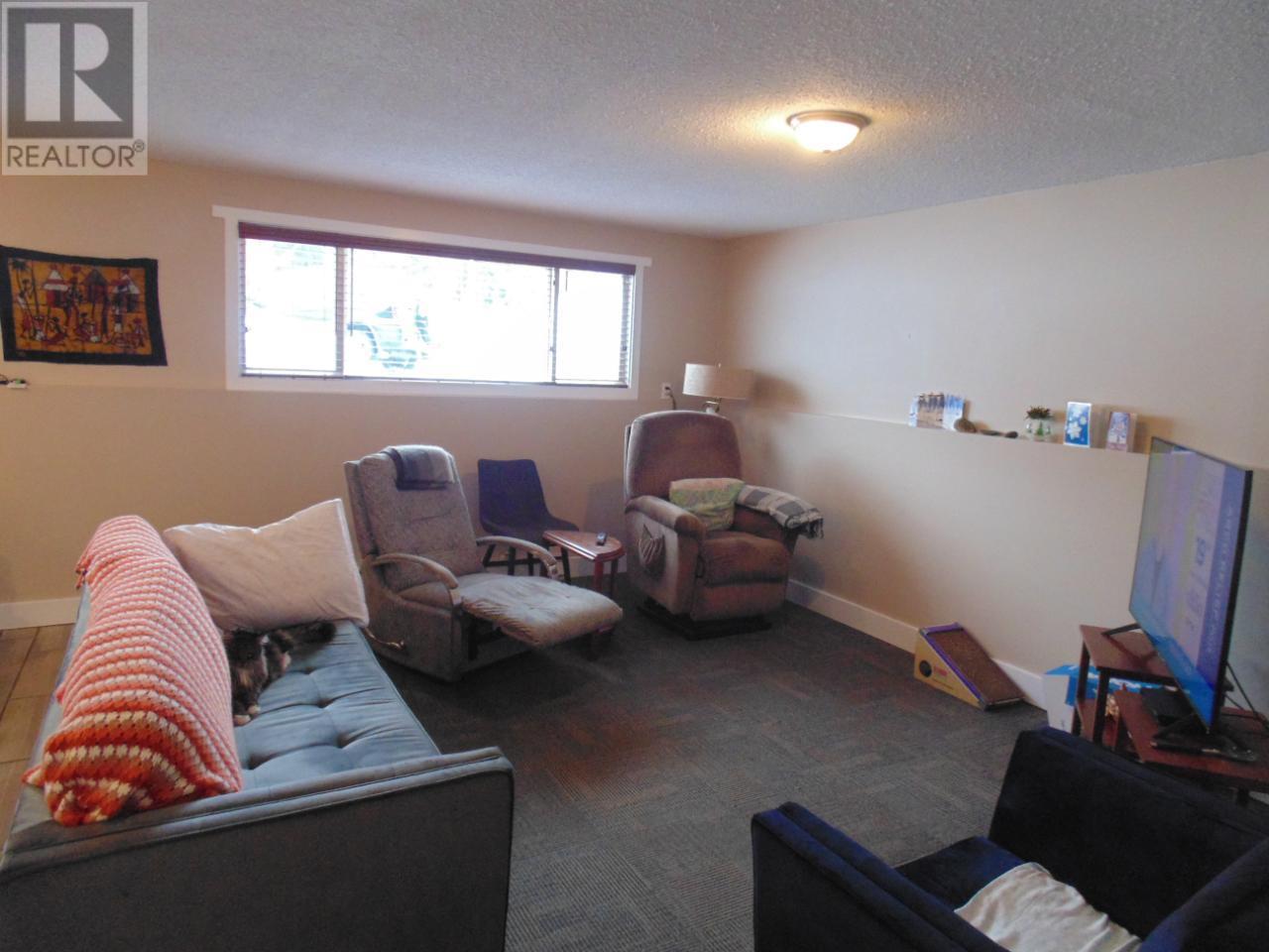 609-611 Christina Place, Castlegar, British Columbia  V1N 2K7 - Photo 18 - 10336481