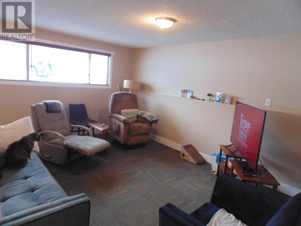 609-611 Christina Place, Castlegar, British Columbia  V1N 2K7 - Photo 19 - 10336481