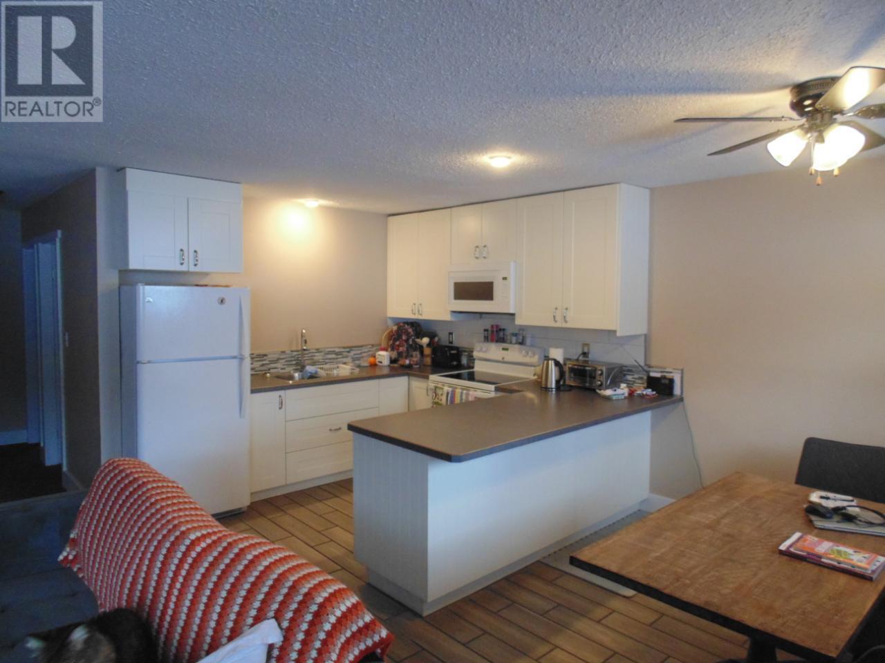 609-611 Christina Place, Castlegar, British Columbia  V1N 2K7 - Photo 23 - 10336481