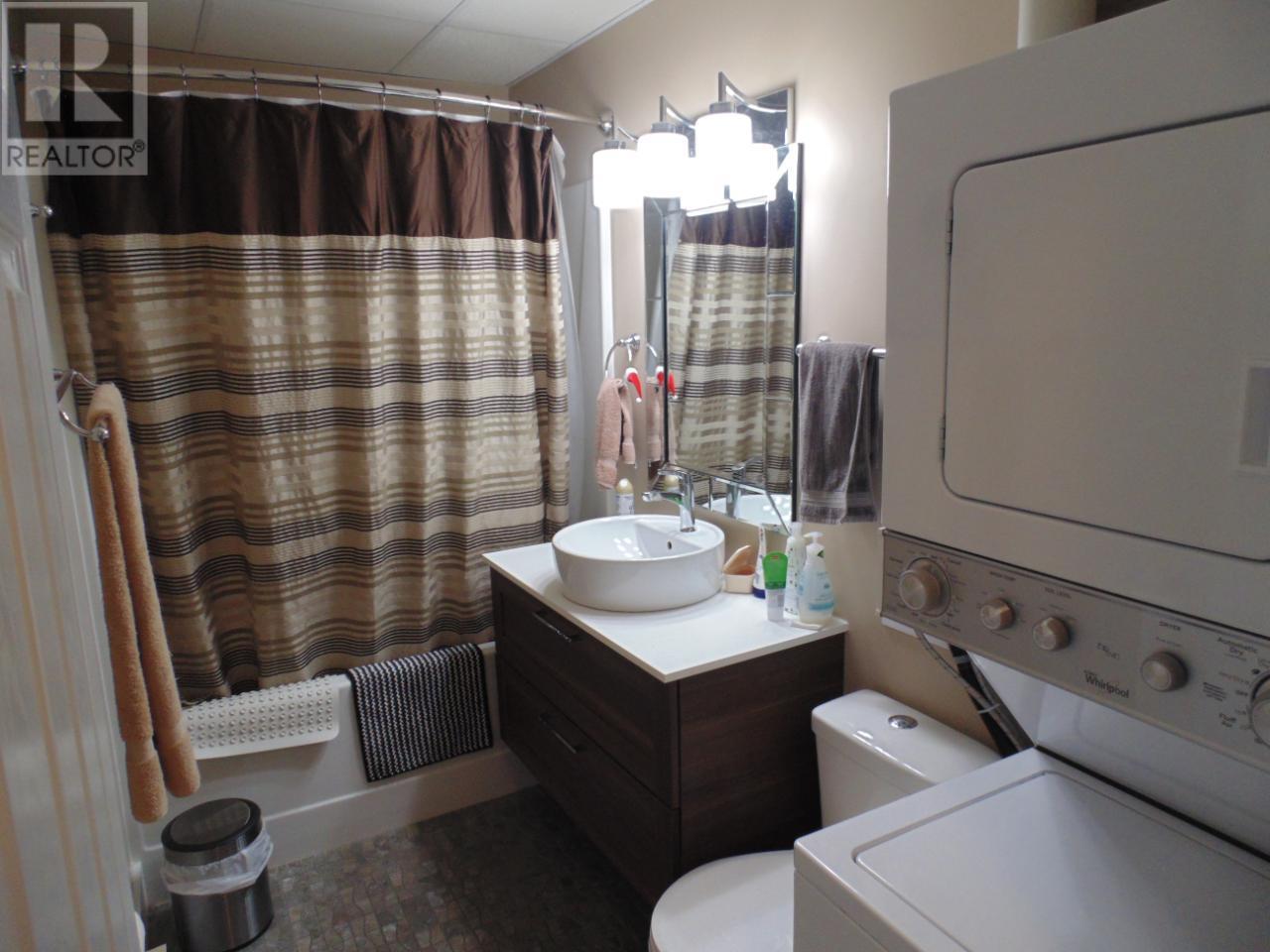 609-611 Christina Place, Castlegar, British Columbia  V1N 2K7 - Photo 26 - 10336481