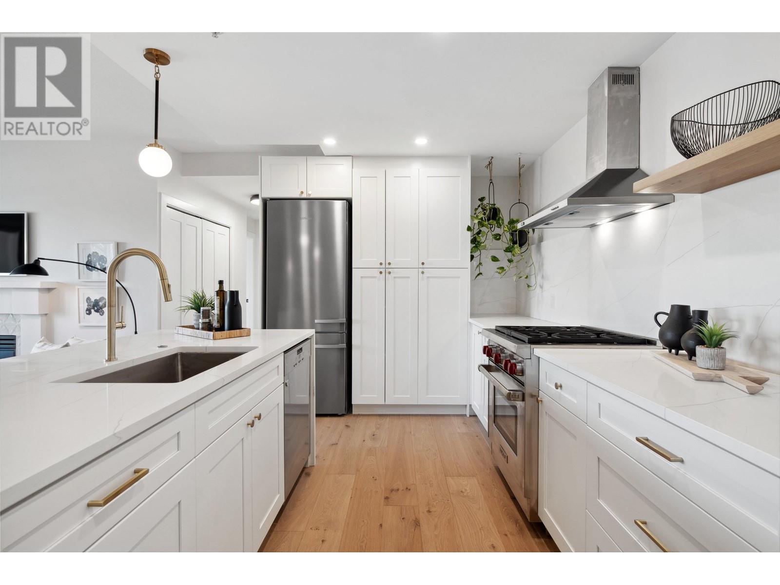 402 5790 E Boulevard, Vancouver, British Columbia  V6M 4M4 - Photo 5 - R2973267
