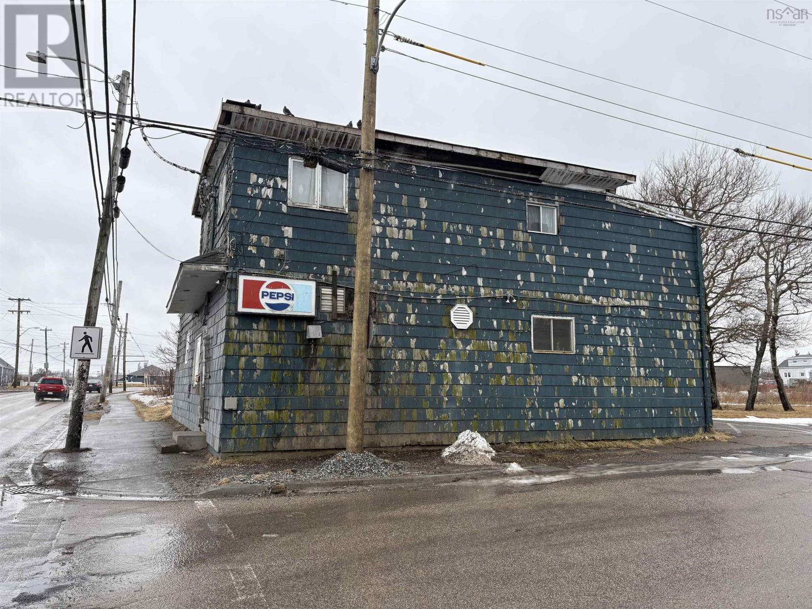 17 Sterling Road    Glace Bay Road, Glace Bay, Nova Scotia  B1A 3X5 - Photo 4 - 202504079