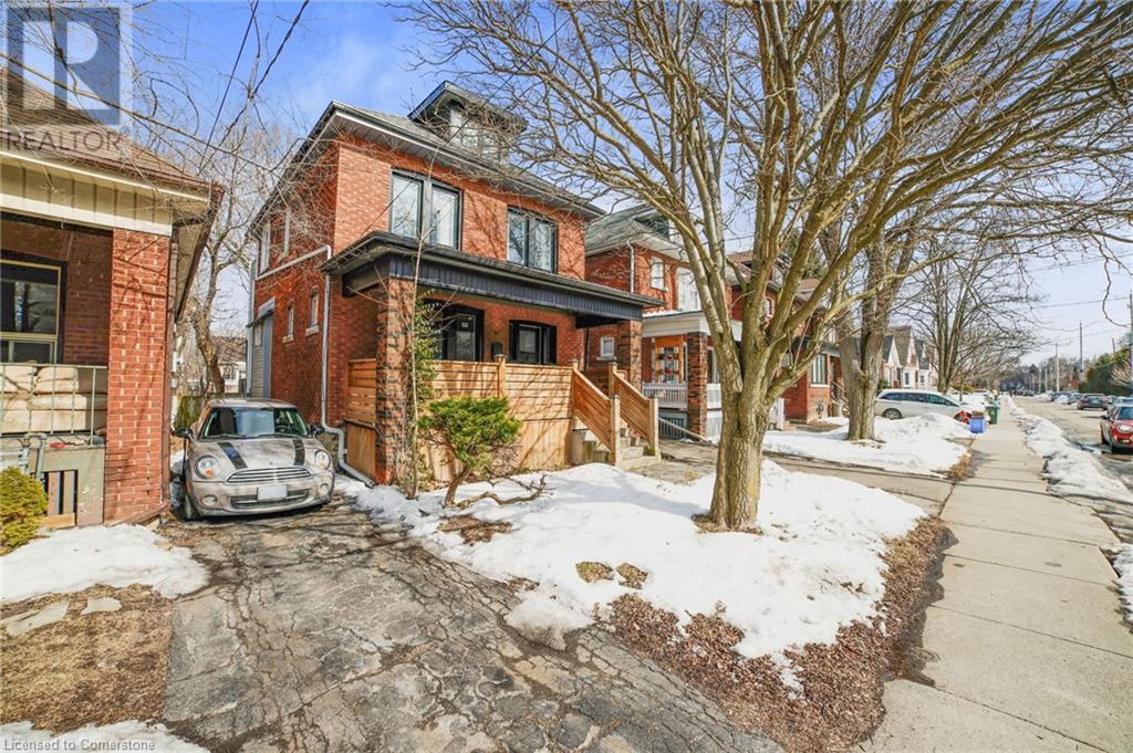 Property at 158 ARKELL Street image 3