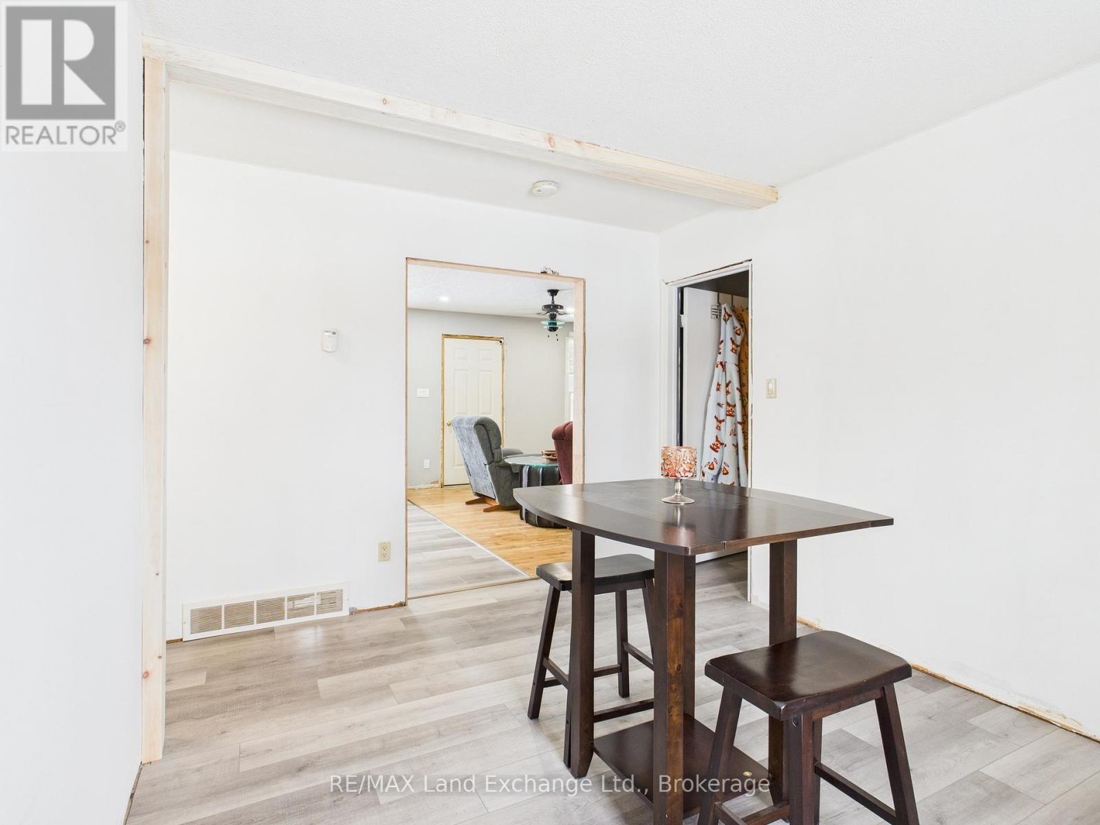 58 Albert Street, Ashfield-Colborne-Wawanosh, Ontario  N0M 1R0 - Photo 9 - X12001590