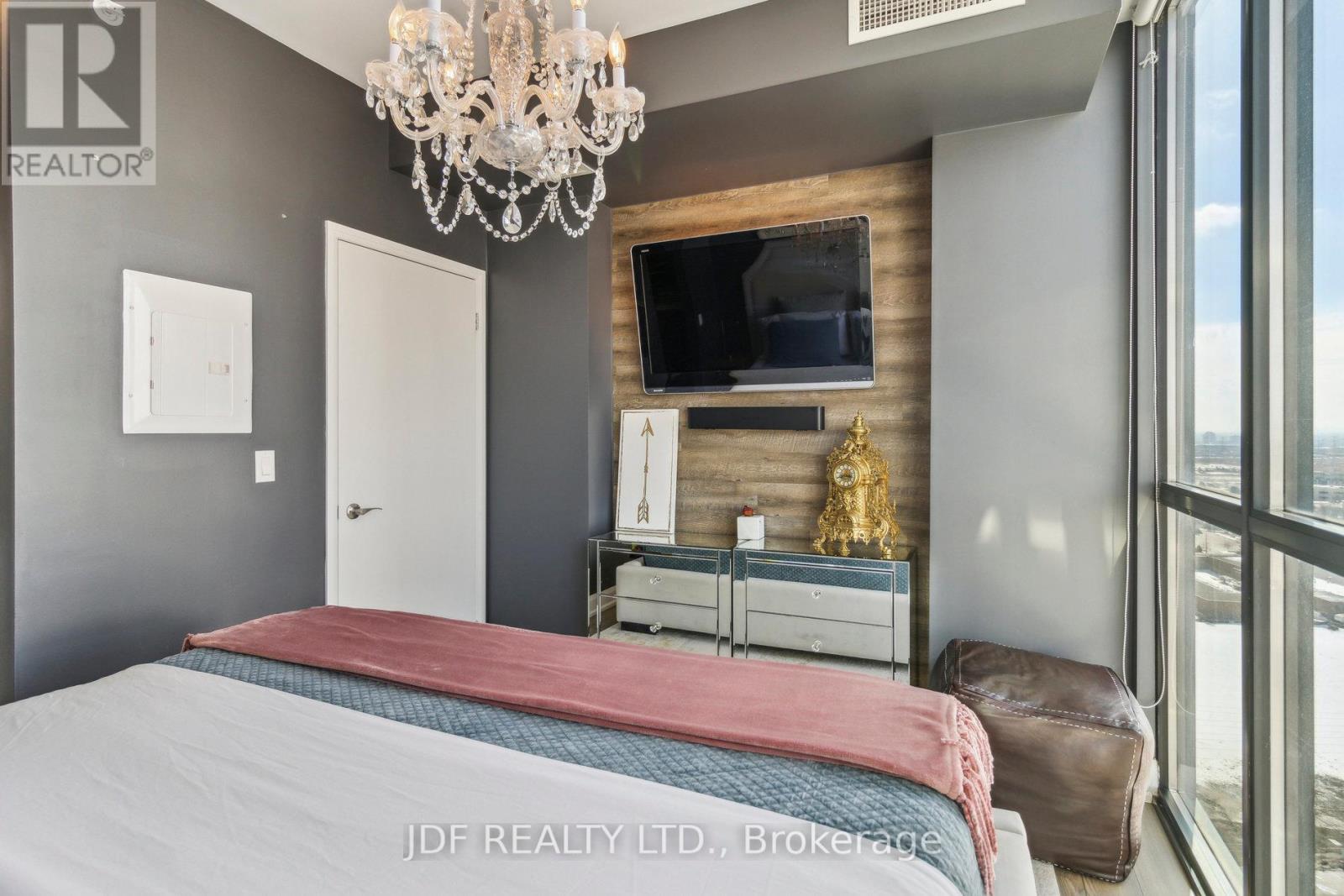 1804 - 2910 Highway 7, Vaughan, Ontario  L4K 2M7 - Photo 21 - N12001700