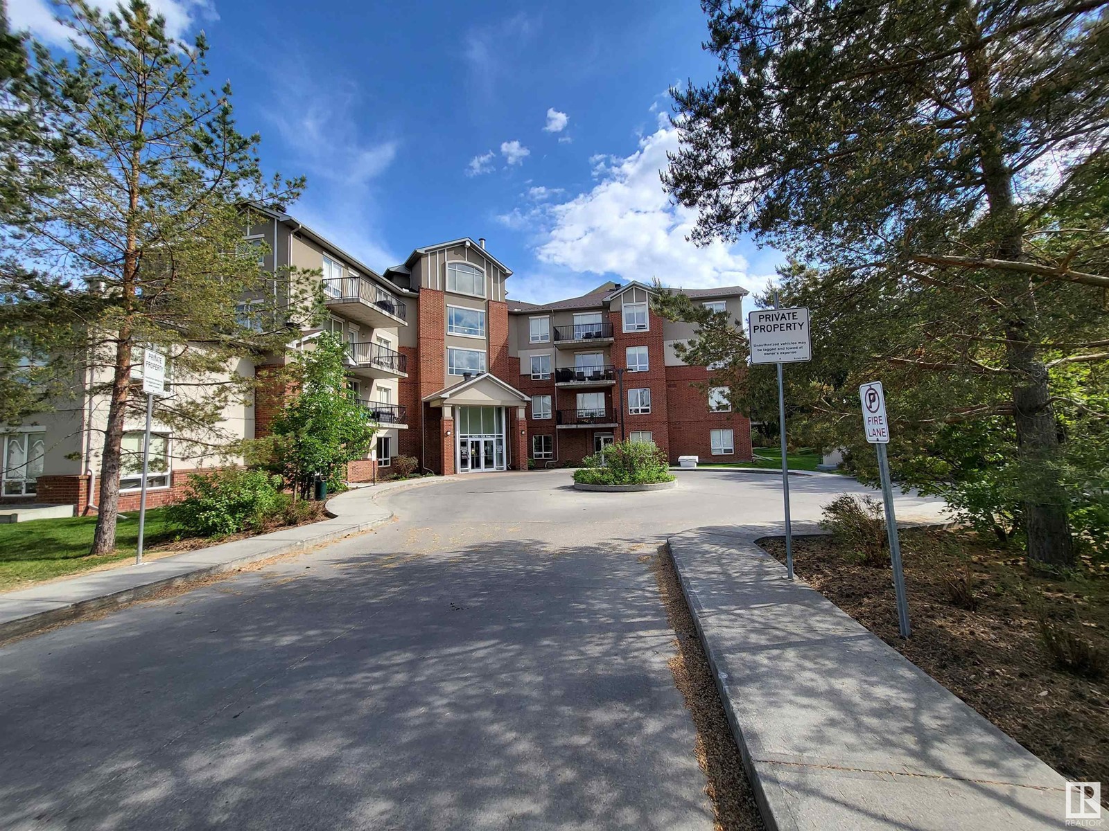 Property at #324 6315 135 AV NW image 1