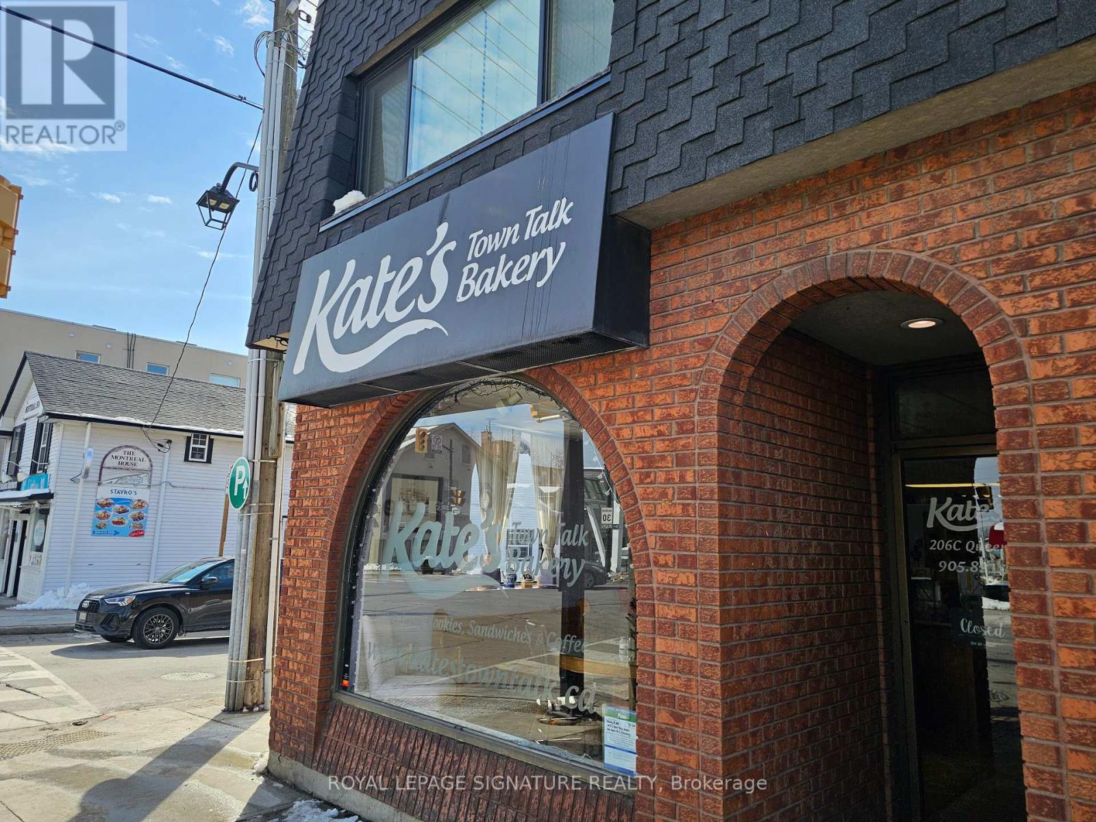 Property at 206C QUEEN STREET S image 1