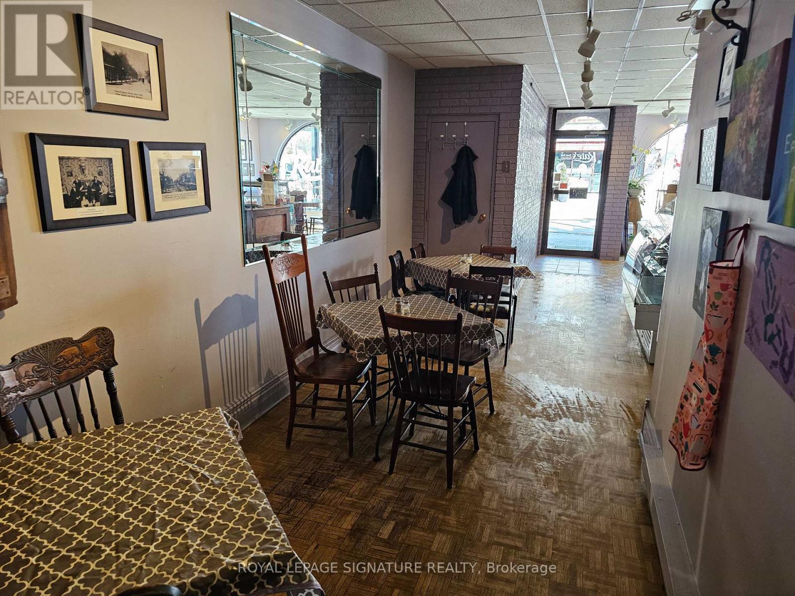 Property at 206C QUEEN STREET S image 5
