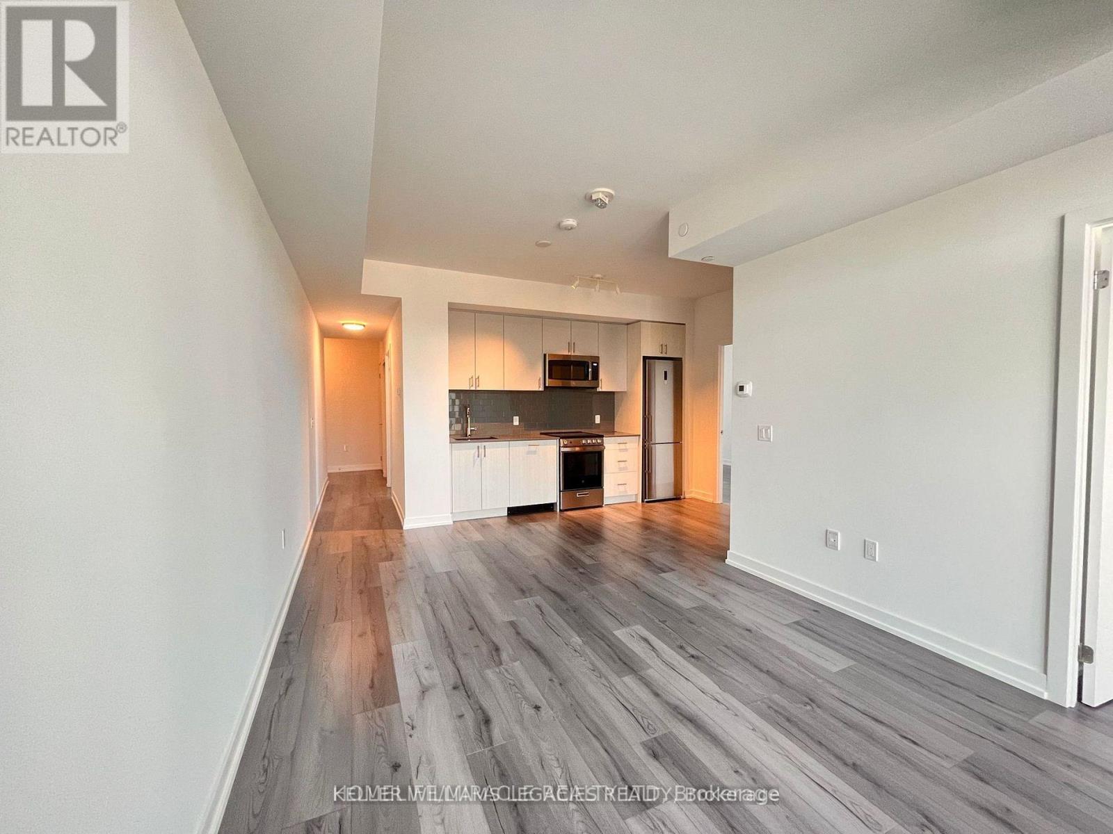 303 - 1195 The Queens Way, Toronto, Ontario  M8Z 0H1 - Photo 6 - W12001770