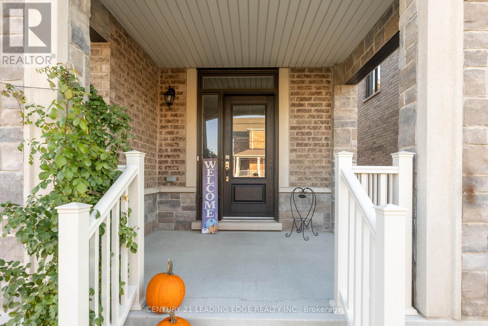 Property at 55 BARTRAM CRESCENT image 2
