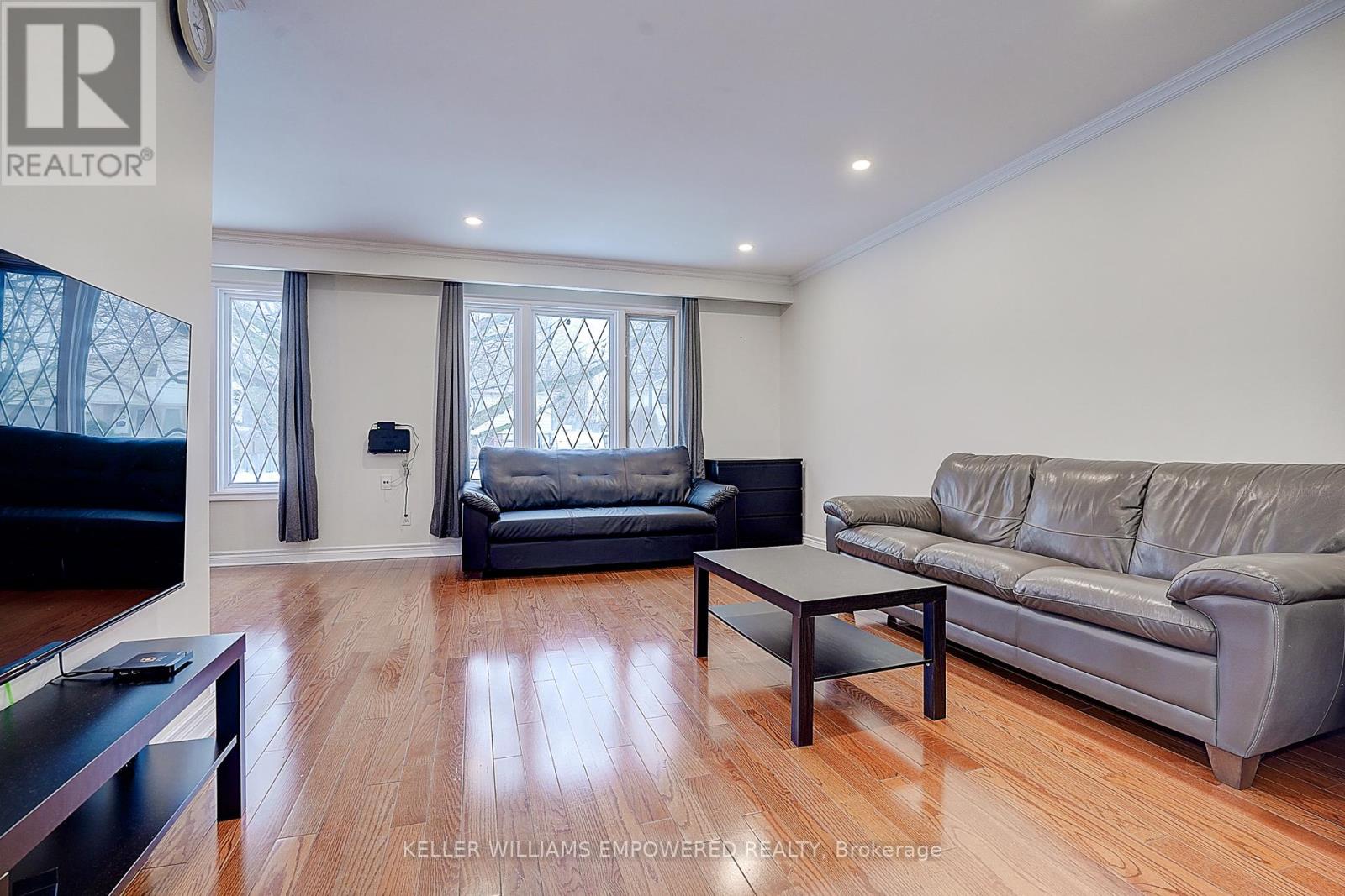 17 Sir Kay Drive, Markham, Ontario  L3P 2Y9 - Photo 11 - N12001881