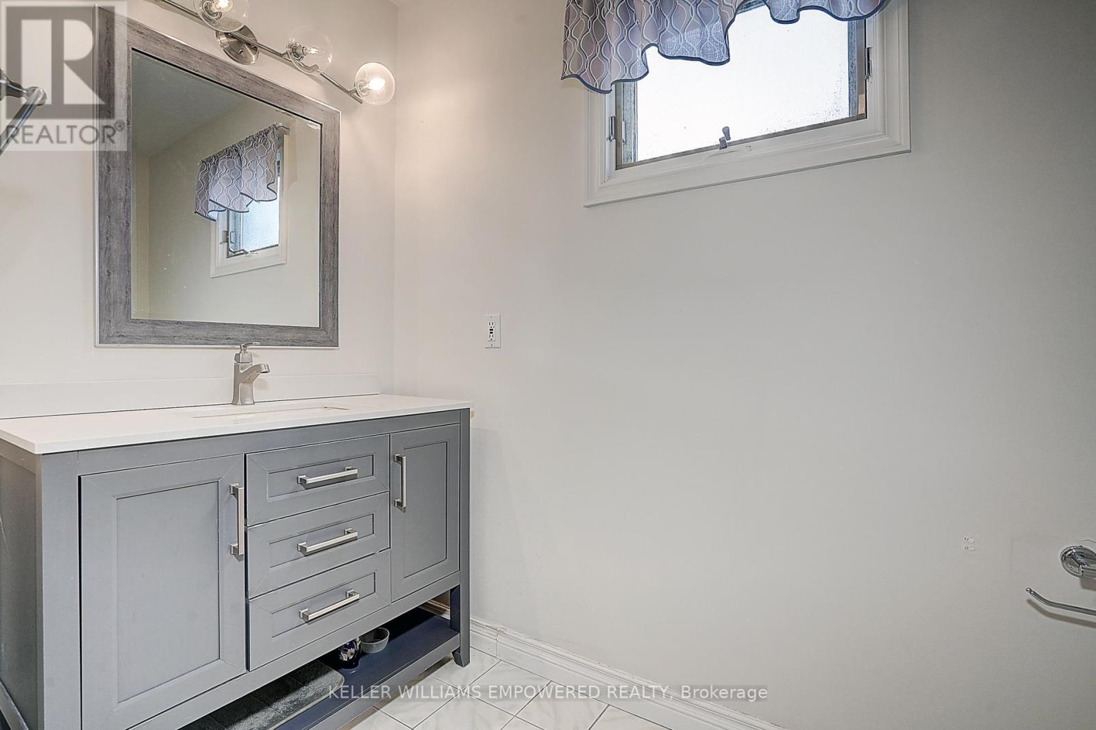 17 Sir Kay Drive, Markham, Ontario  L3P 2Y9 - Photo 33 - N12001881