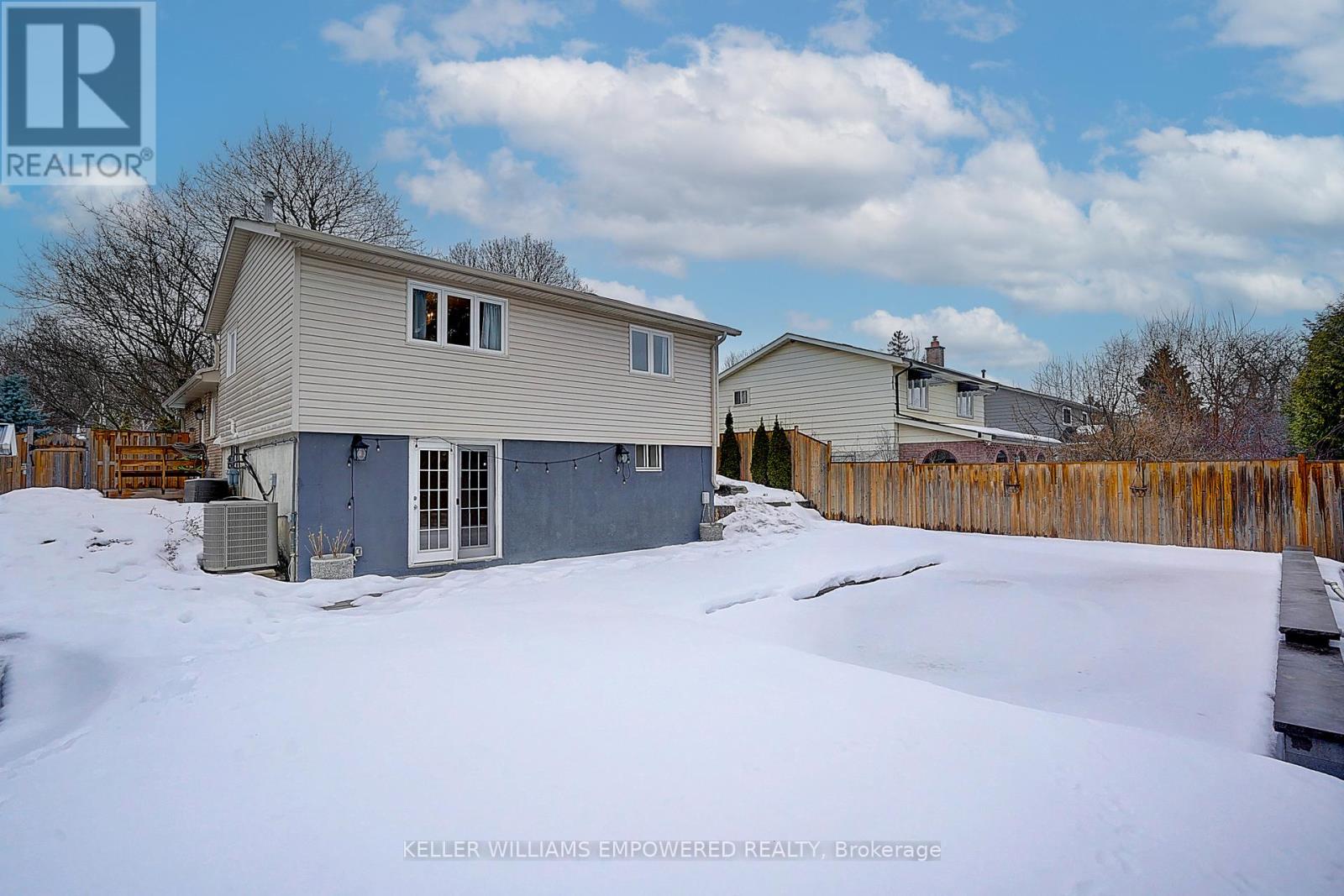 17 Sir Kay Drive, Markham, Ontario  L3P 2Y9 - Photo 7 - N12001881