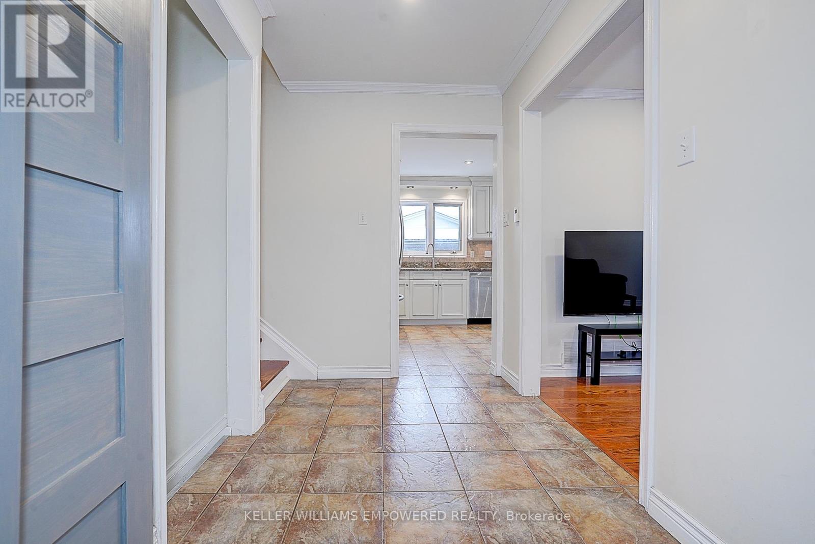 17 Sir Kay Drive, Markham, Ontario  L3P 2Y9 - Photo 9 - N12001881
