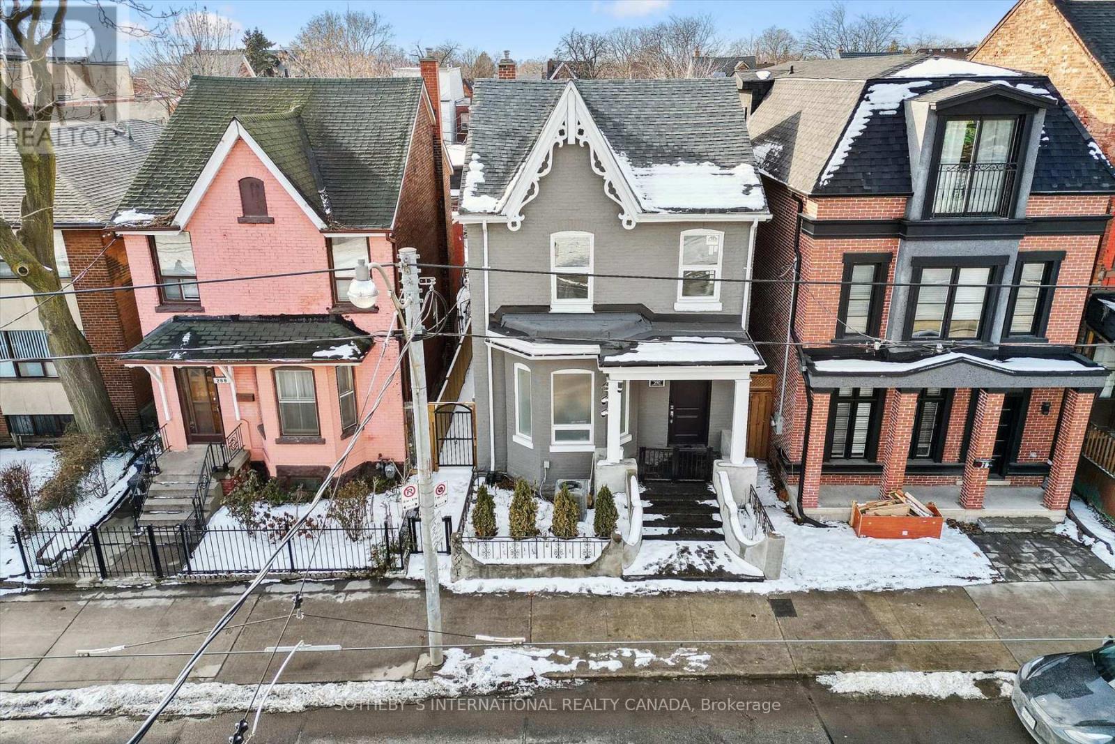 Property at 290 BATHURST STREET image 2