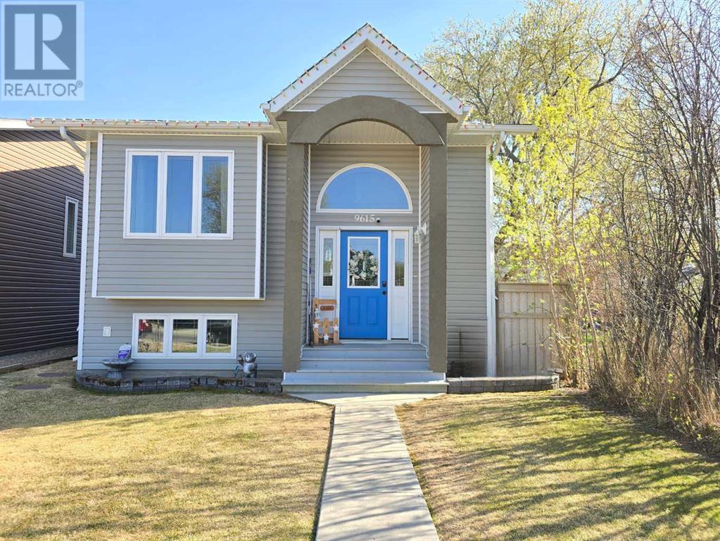 9615 95 Avenue, Peace River, Alberta  T8S 1H9 - Photo 2 - A2199416