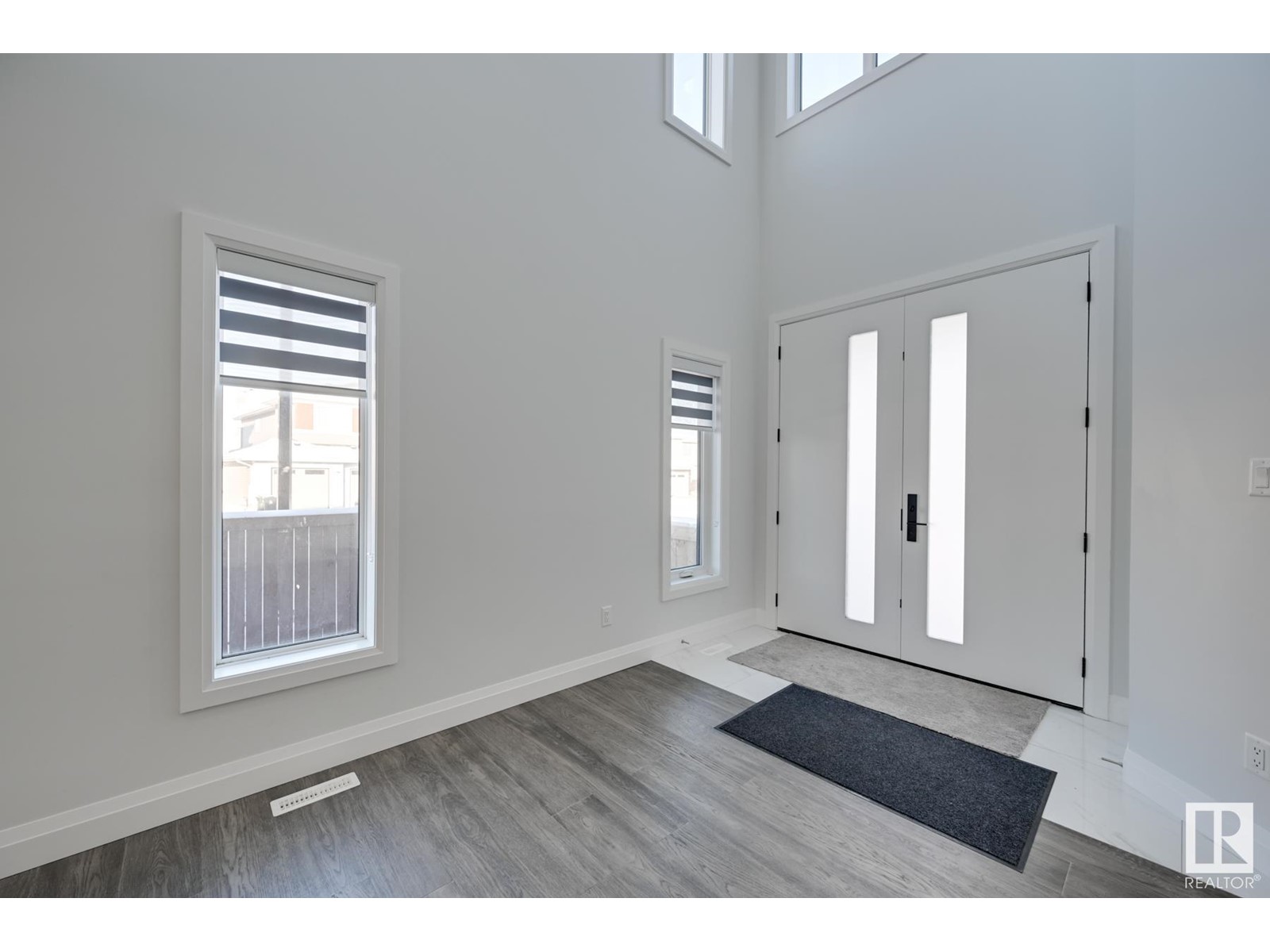Property at 38 ELWYCK GA image 3