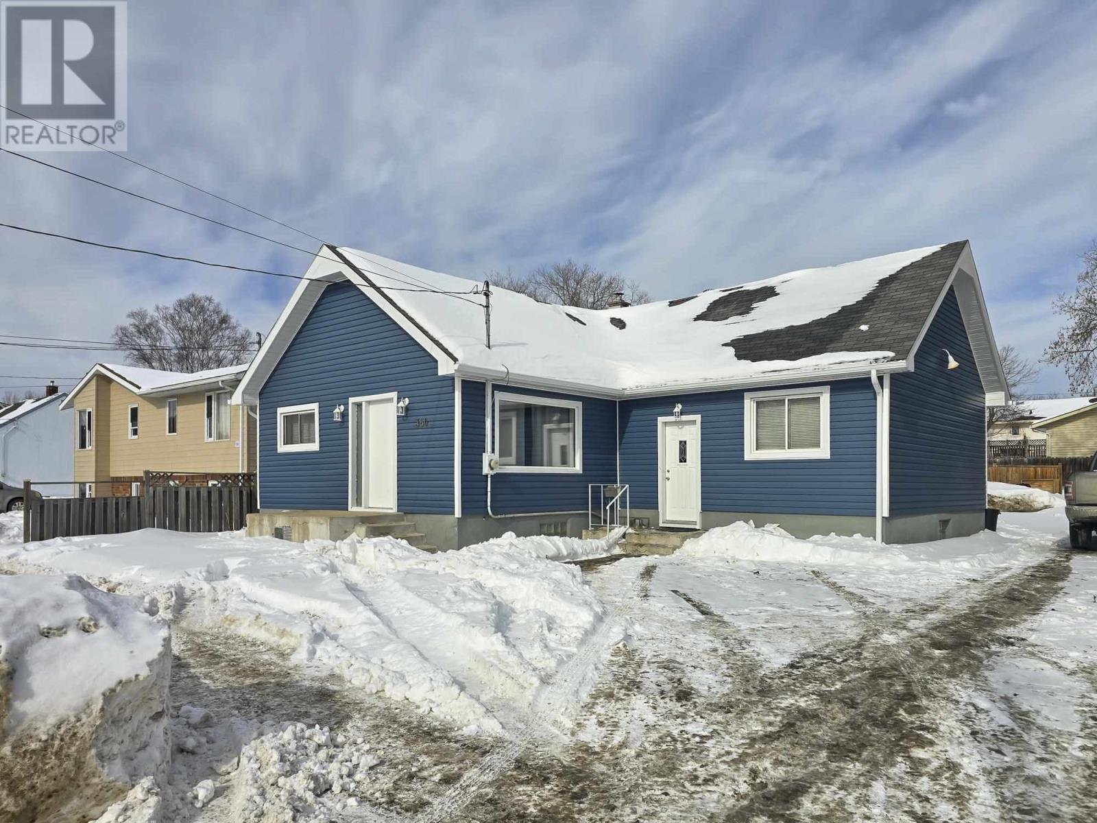 360 Arundel St, Thunder Bay, Ontario  P7A 1L5 - Photo 1 - TB250339