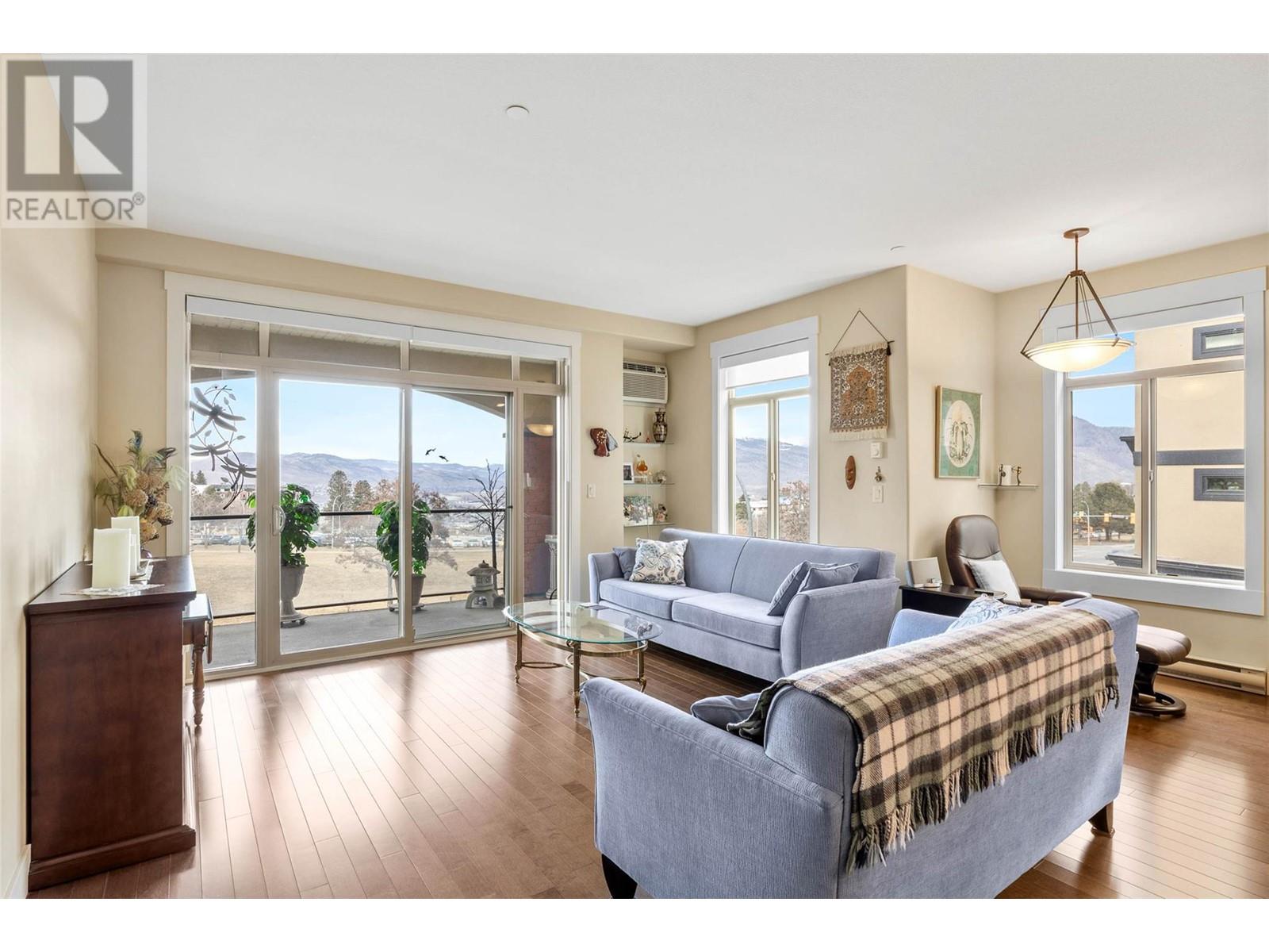 775 Mcgill Road Unit# 201, Kamloops, British Columbia  V2C 0B8 - Photo 4 - 10337120