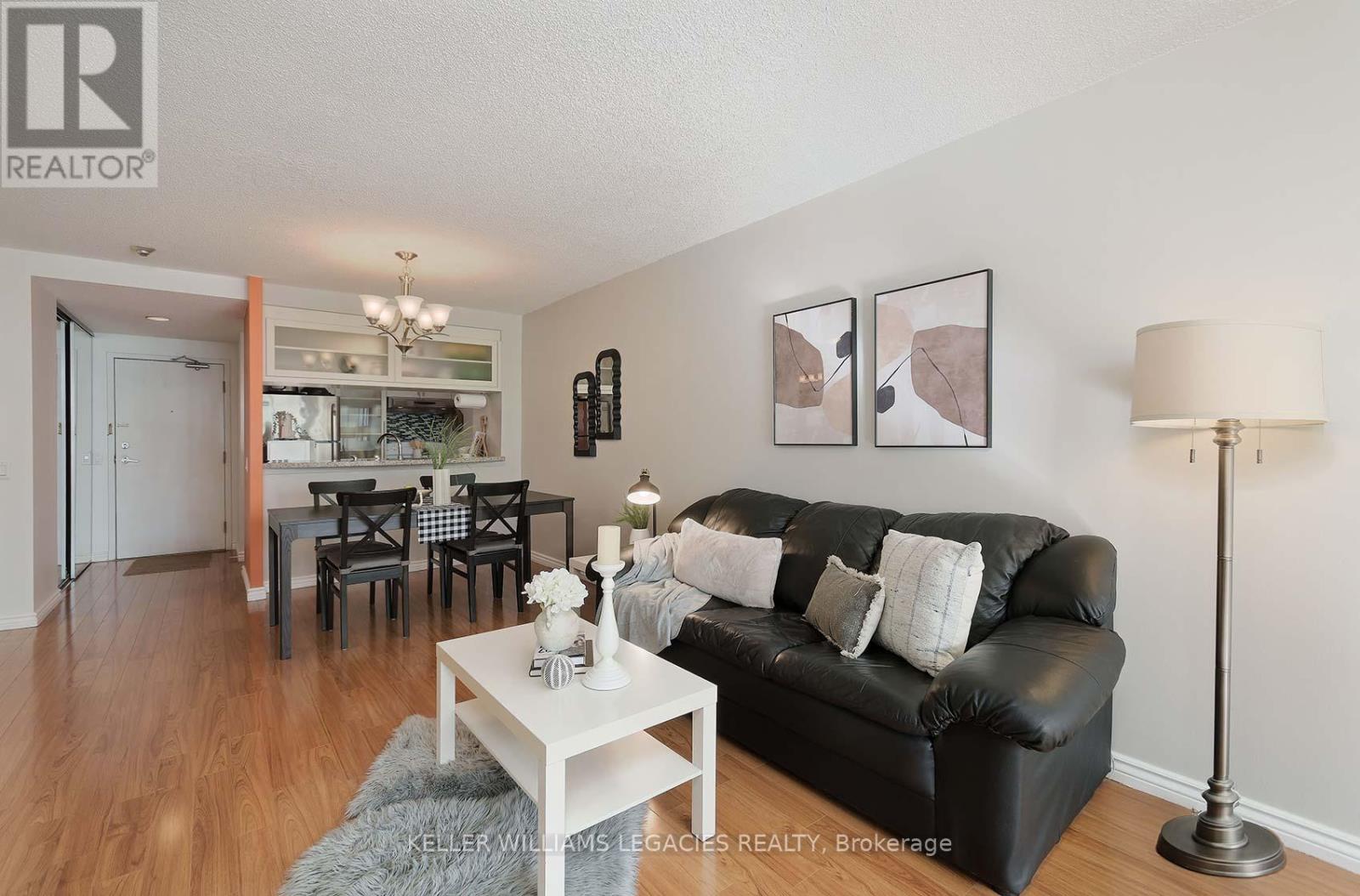 Property at 1203 - 7 BISHOP AVENUE image 2