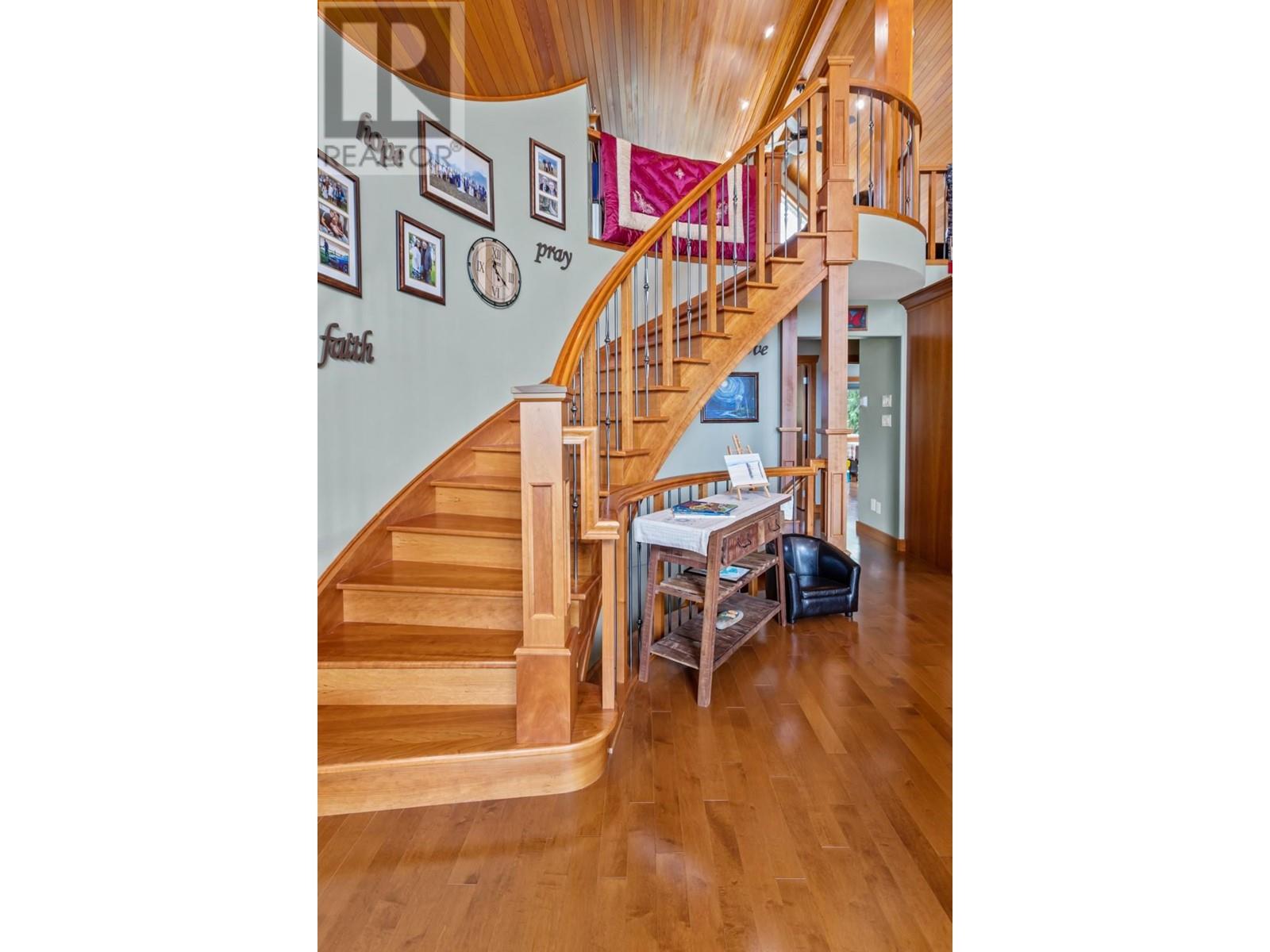 13516 Lakeshore Drive, Boswell, British Columbia V0B 1A0 - Photo 15 - 10337436